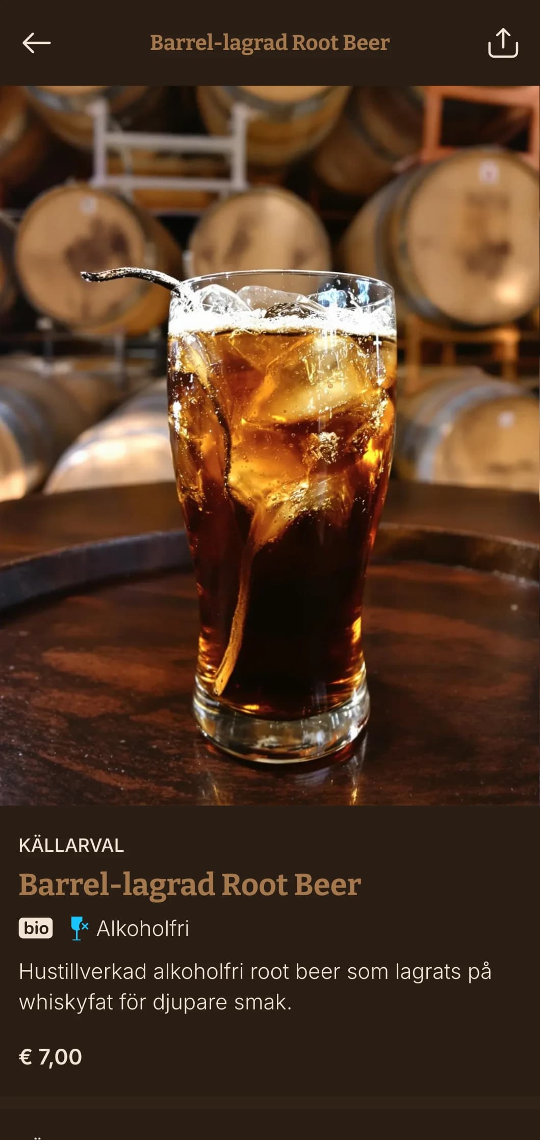 Brun träinspirerad design för hantverksöl- och whiskeyanläggningar.