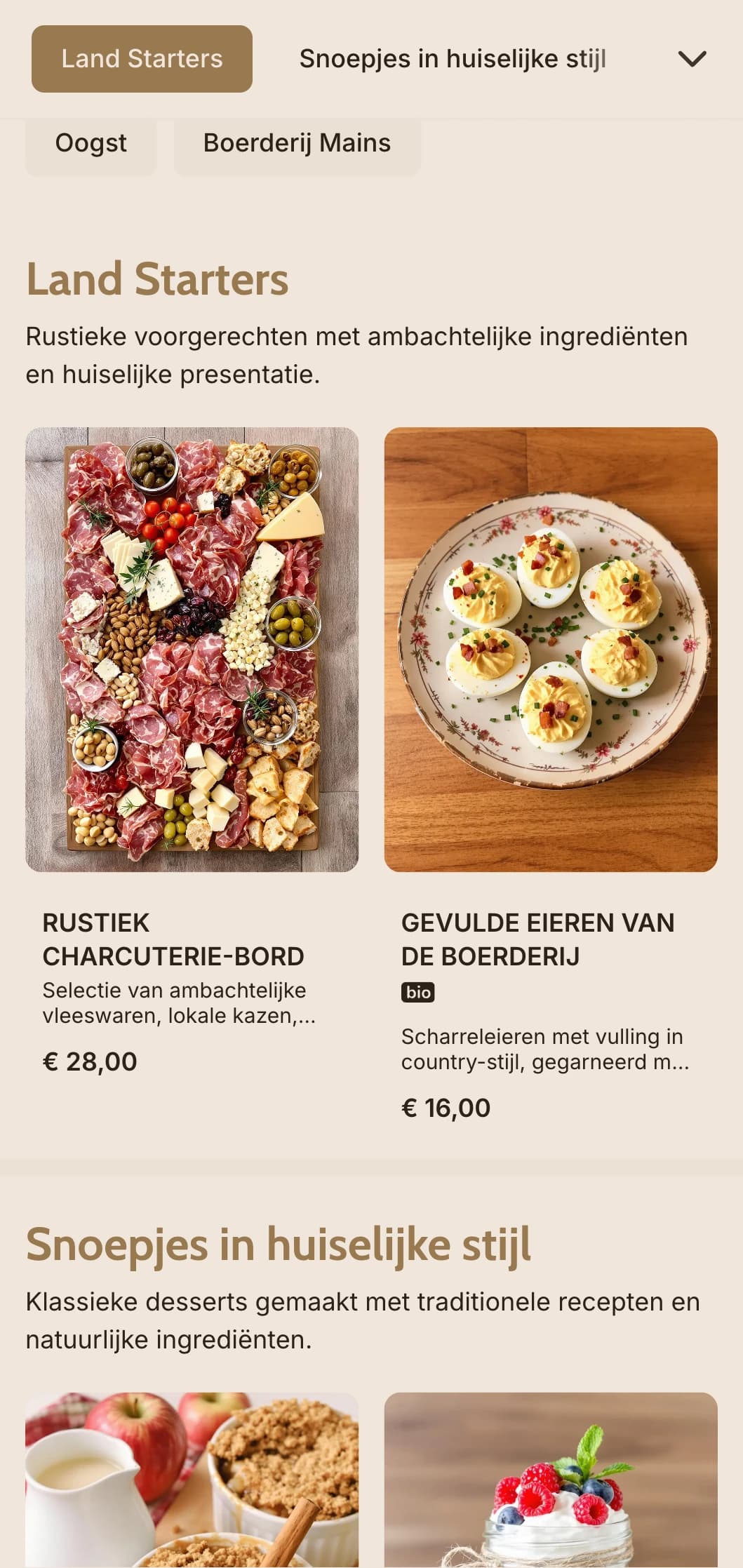 Warme catering op het platteland met hartige gerechten, bediening in familiestijl en rustieke presentatie voor bruiloften in een schuur en evenementen op het platteland.