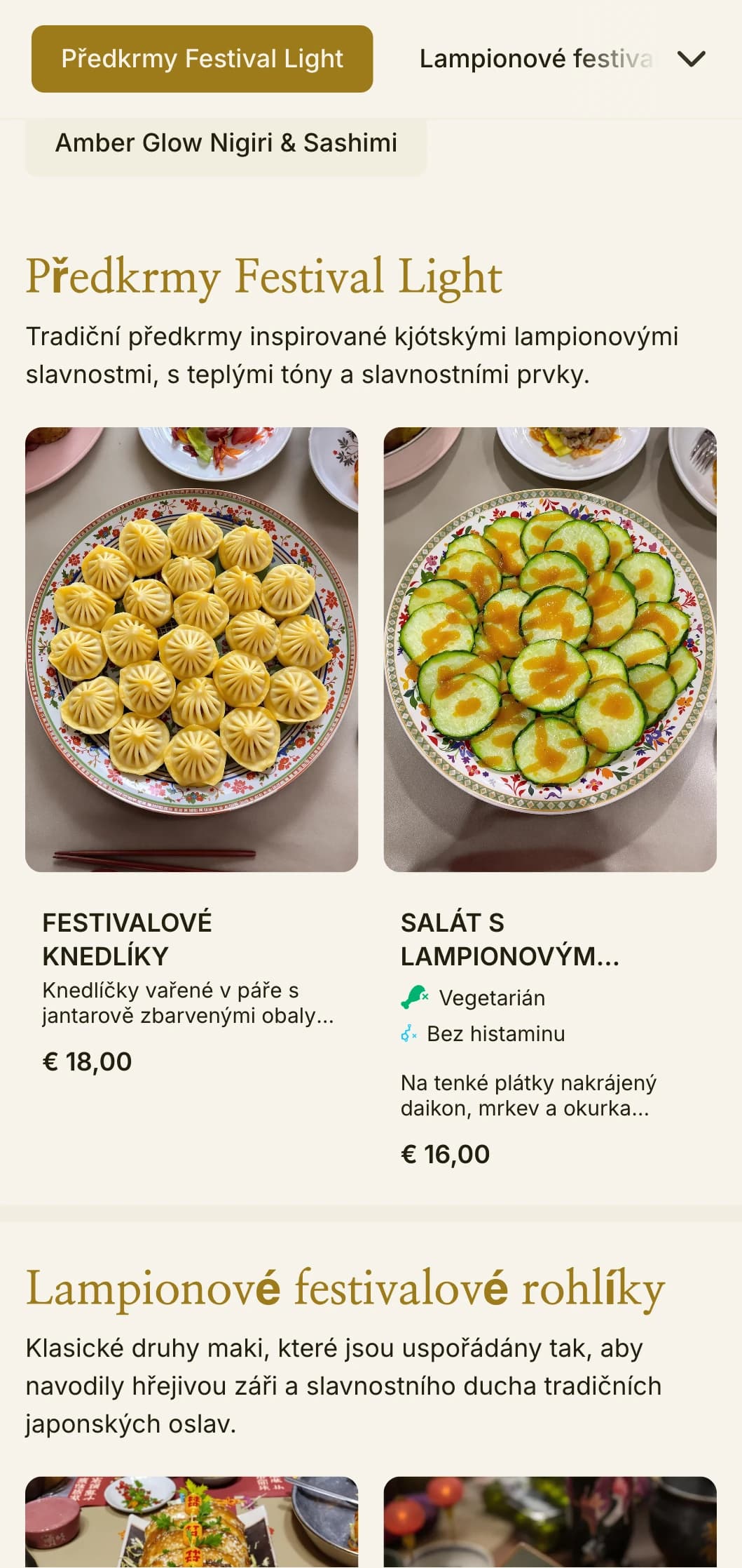 Tradiční sushi menu inspirované lucernami v teplých jantarových tónech, které dotvářejí autentickou japonskou atmosféru.
