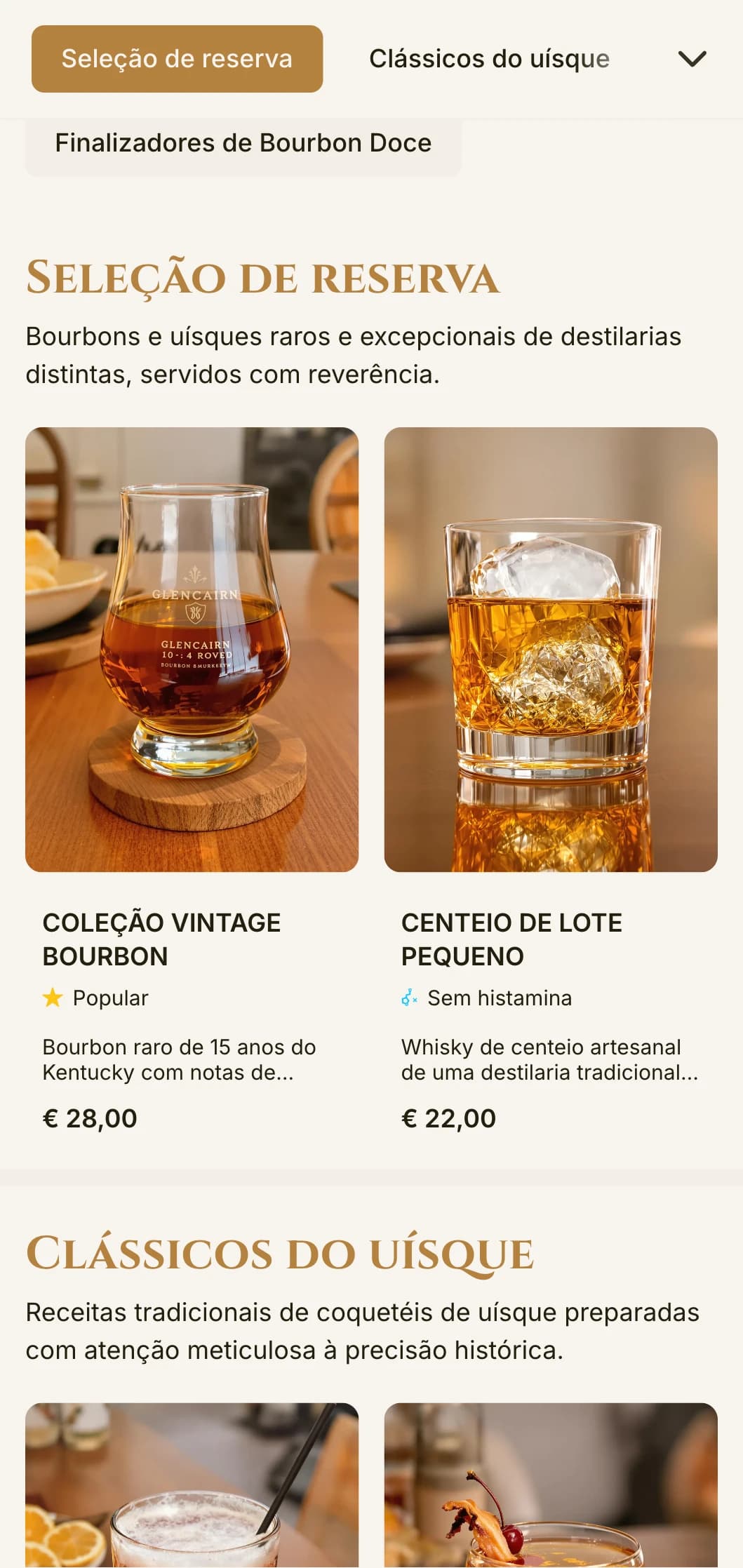 Um design elegante e refinado para bares de bourbon e lounges de uísque com tipografia vintage e detalhes em âmbar quente.