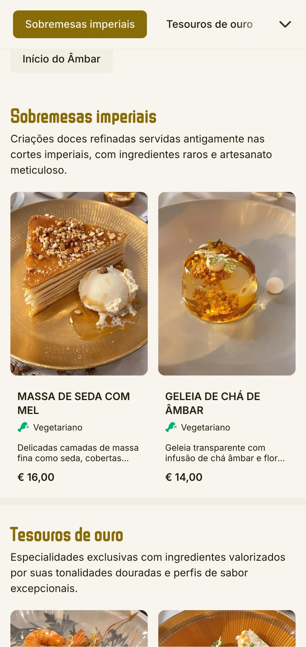 Luxuoso design de cardápio chinês combinando estética âmbar e seda, com tons quentes para um jantar refinado.