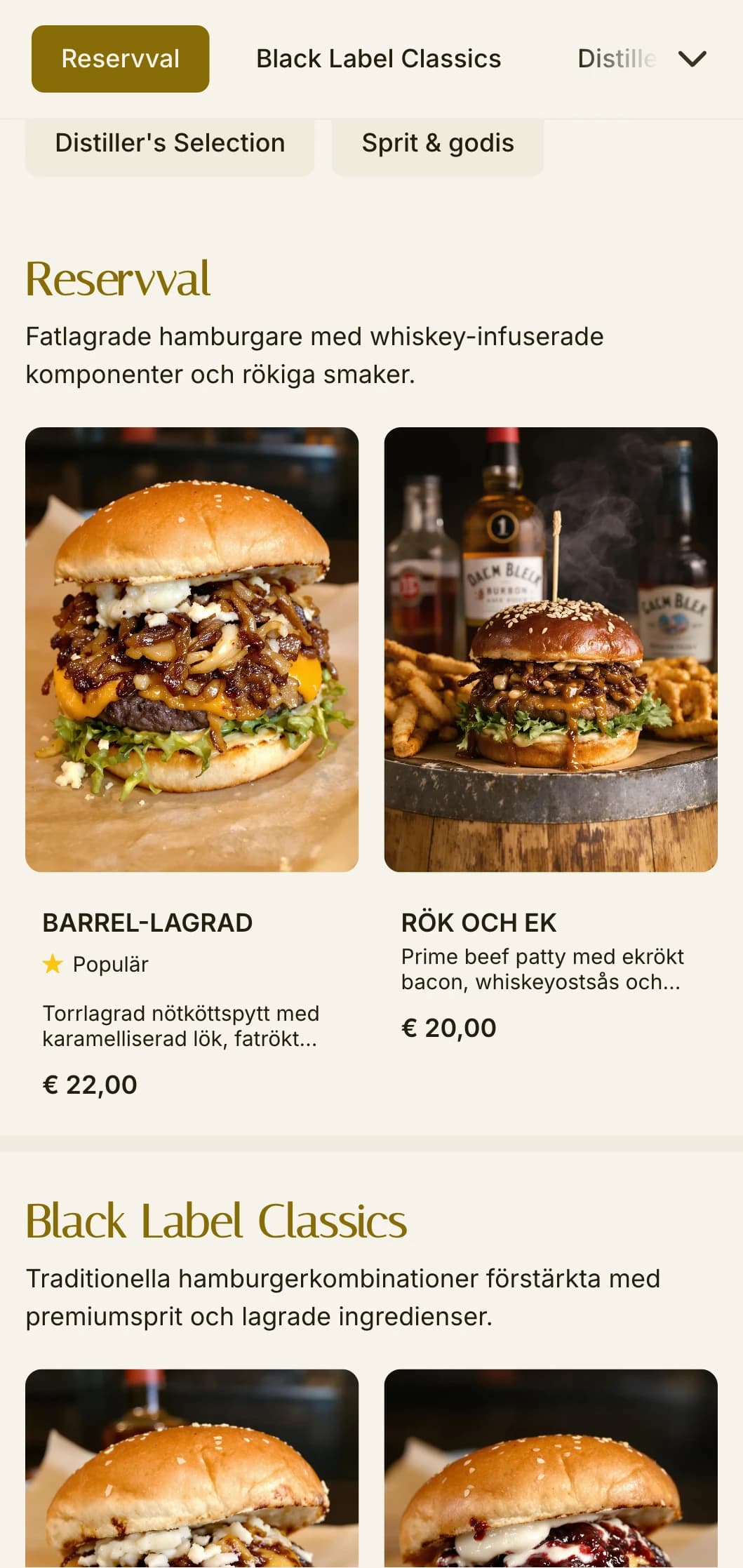 Premium whiskey-inspirerad hamburgerbar med mörkt trä och läderdetaljer.