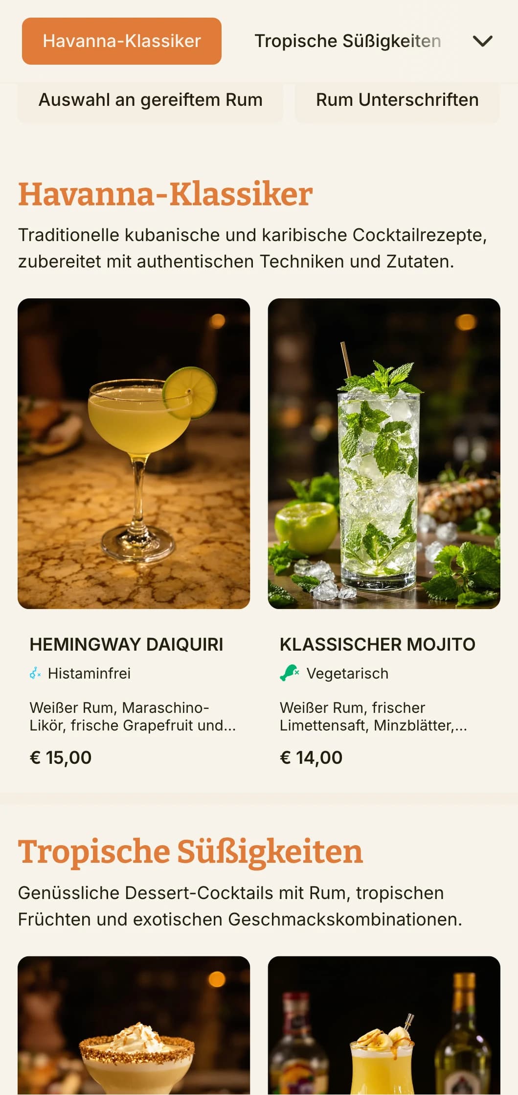 Ein lebhaftes, tropisches Menüdesign, das von der kubanischen Cocktailkultur inspiriert ist und sich perfekt für Rumbars und Einrichtungen mit lateinamerikanischem Thema eignet.