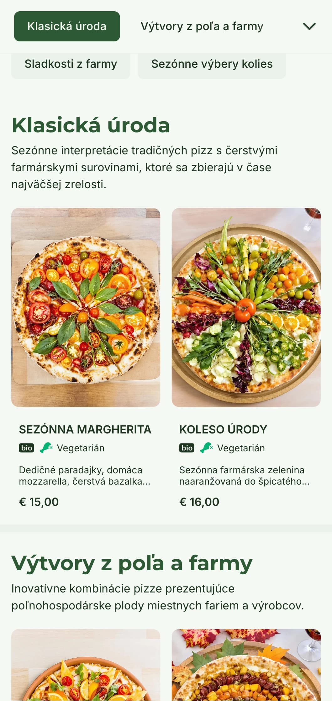 Ponuka pizze z farmy oslavujúca sezónne suroviny a rustikálnu prípravu.