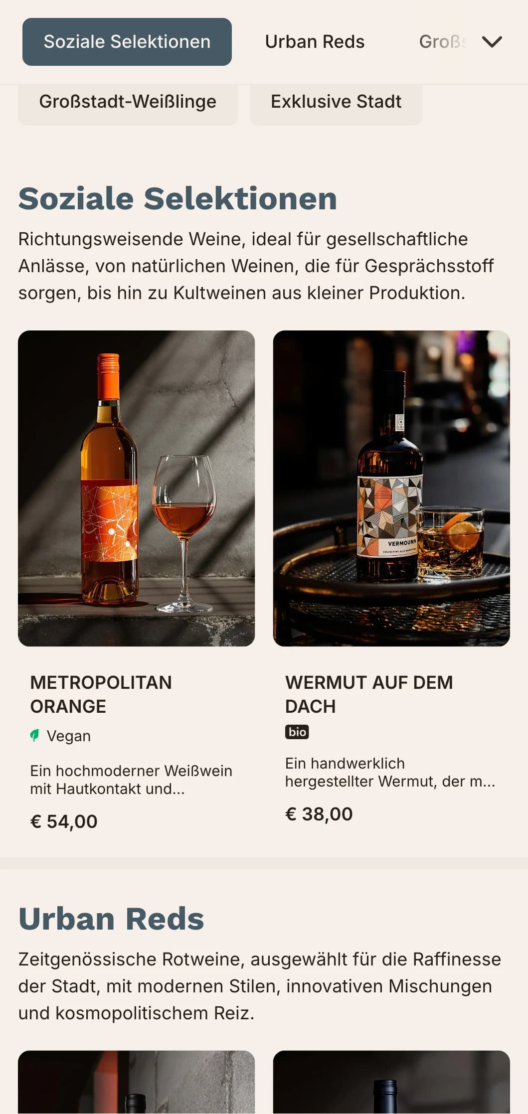 Elegantes, von der Stadt inspiriertes Weinkarten-Template mit architektonischen Elementen und zeitgenössischer Ästhetik, ideal für städtische Weinbars und moderne gastronomische Einrichtungen.