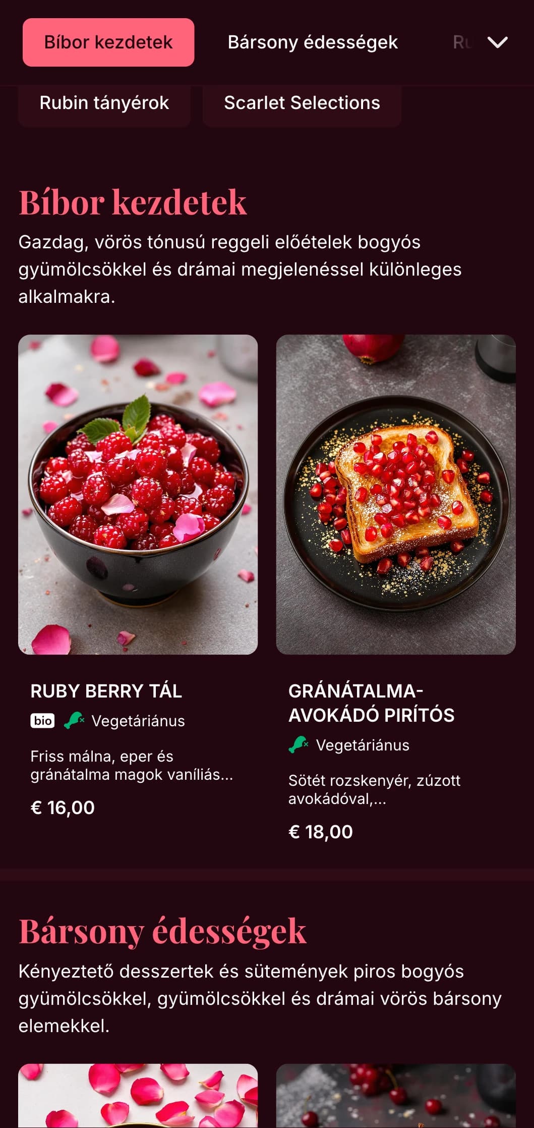 Gazdag, vörös tónusú, fényűző részletekkel ellátott brunch sablon, amely romantikus villásreggelihez és különleges alkalmakra alkalmas.