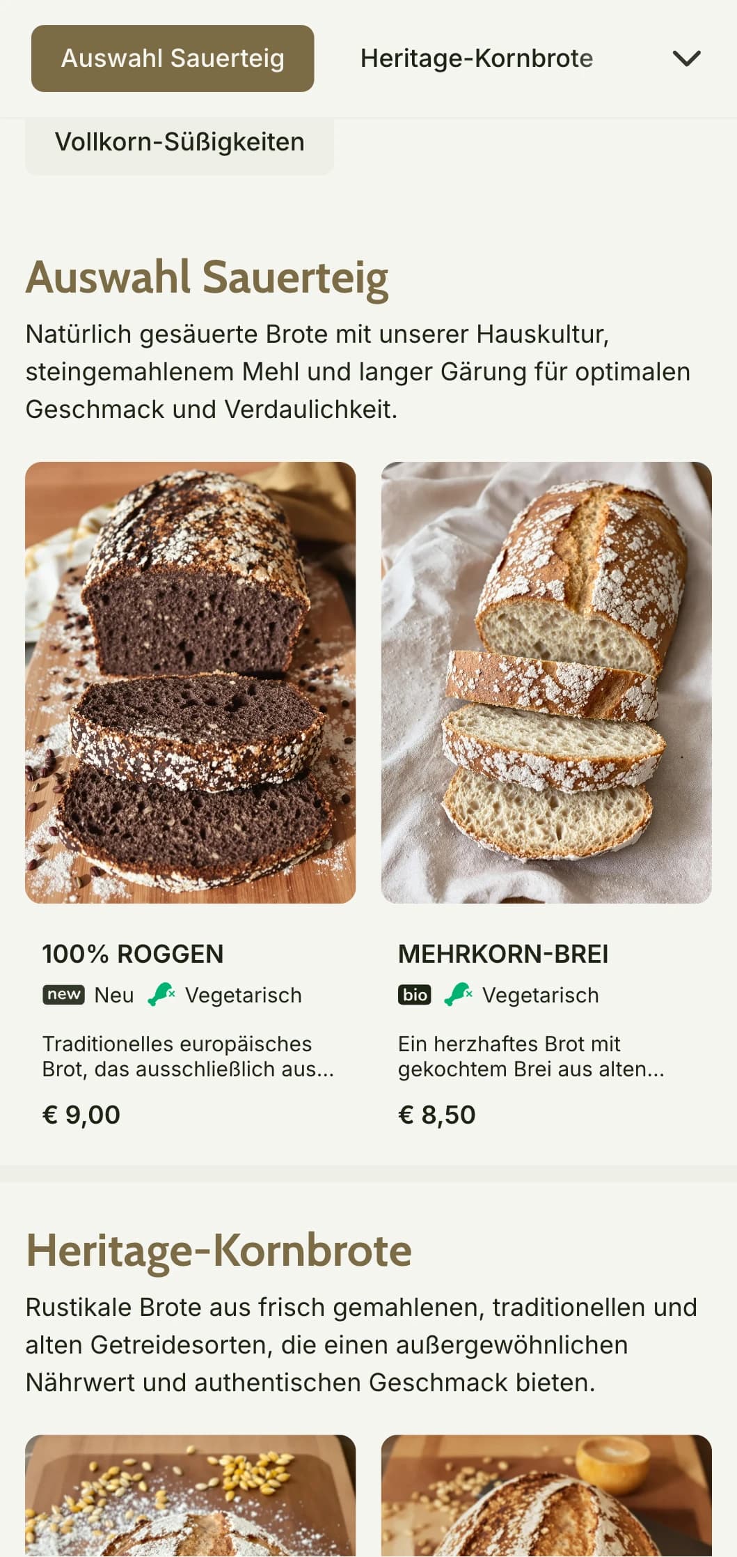 Ein rustikales, auf das Erbe fokussiertes Bäckerei-Menü-Design mit erdigen Brauntönen und traditioneller Typografie, perfekt für Bäckereien mit Steinmehl und handwerkliche Läden.