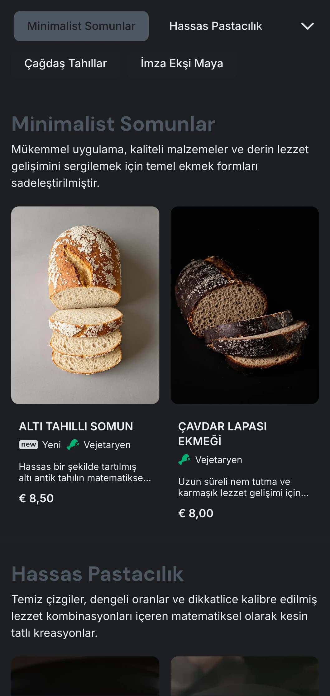 Koyu gri tonları ve minimalist tipografi ile sade, çağdaş bir fırın menüsü tasarımı, tasarım odaklı zanaatkar fırınlar için ideal.