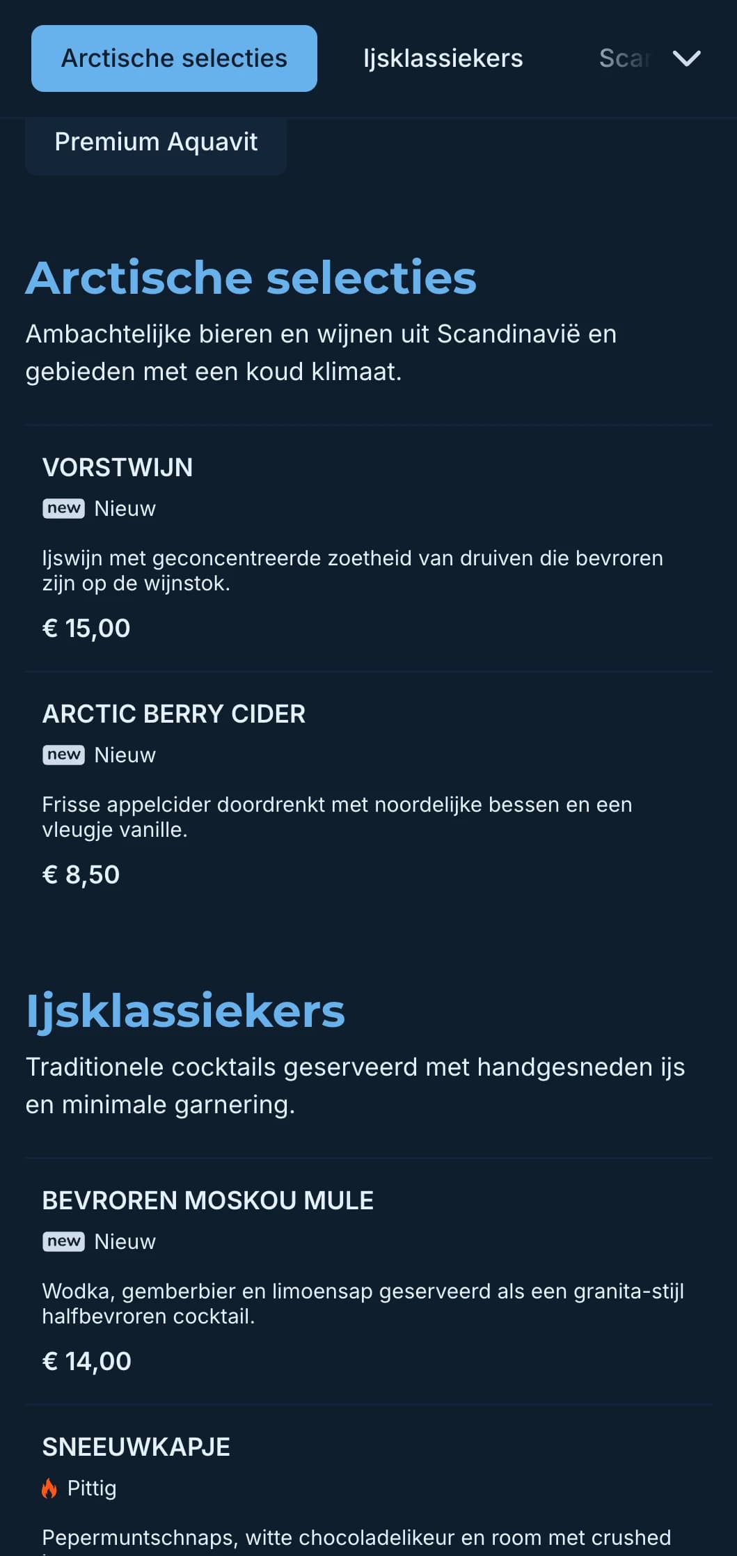 Strak Scandinavisch geïnspireerd ontwerp met koele blauwe tinten voor moderne inrichtingen.