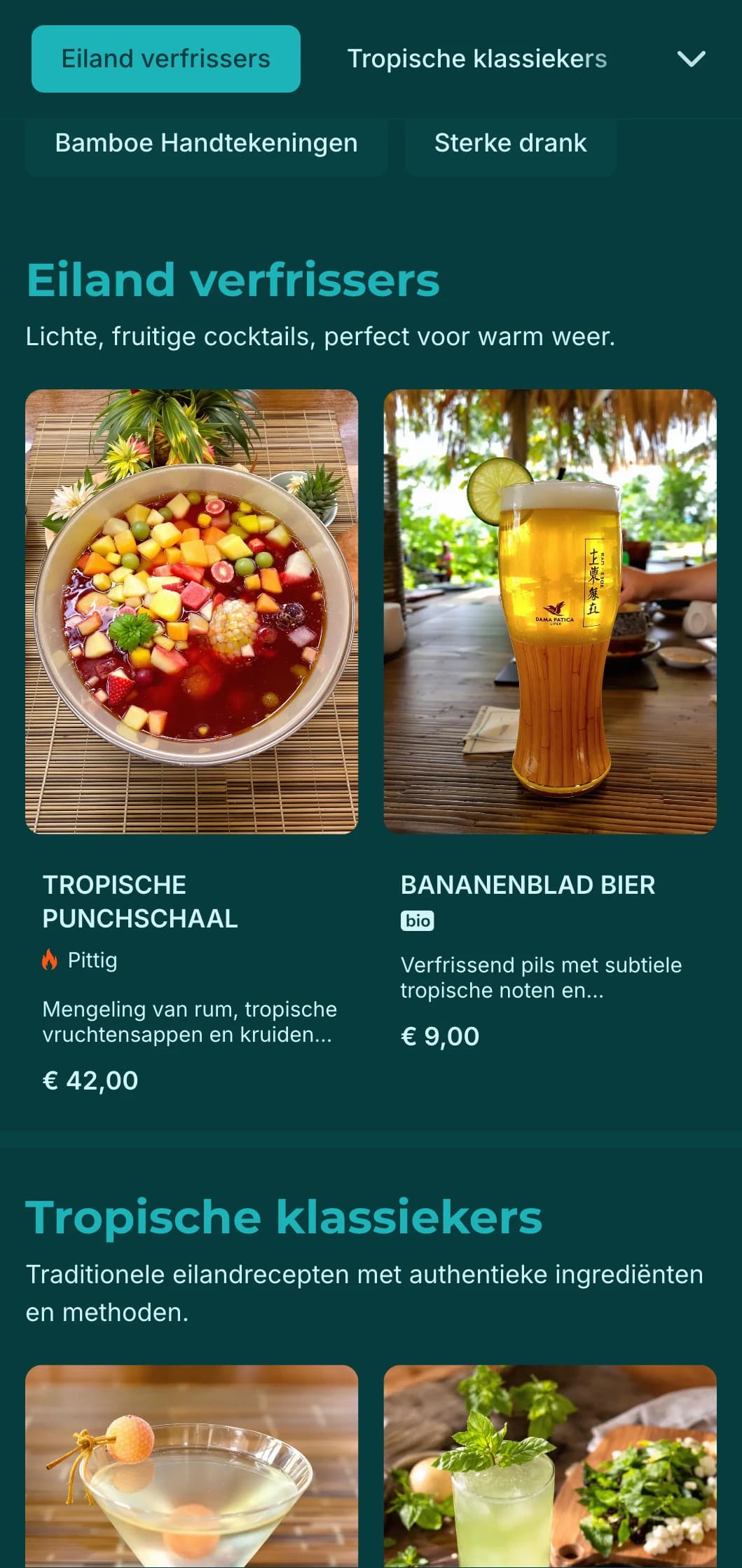 Fris groen ontwerp met bamboetexturen voor exotische bars met een Aziatisch-Pacifisch thema.