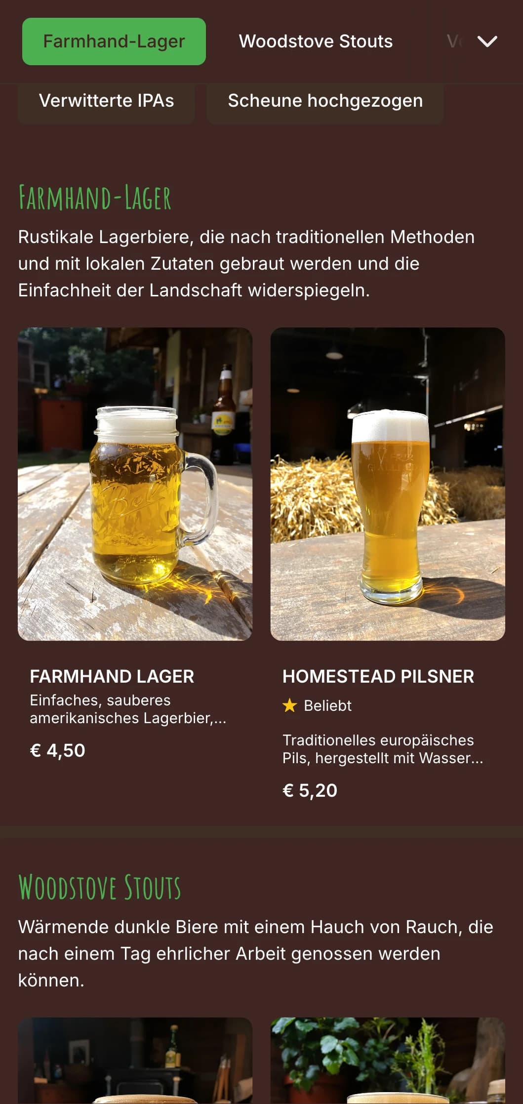 Witterungsbeständiges und gemütliches Design mit alten Holzstrukturen und Vintage-Elementen, ideal für ländliche Brauereien.