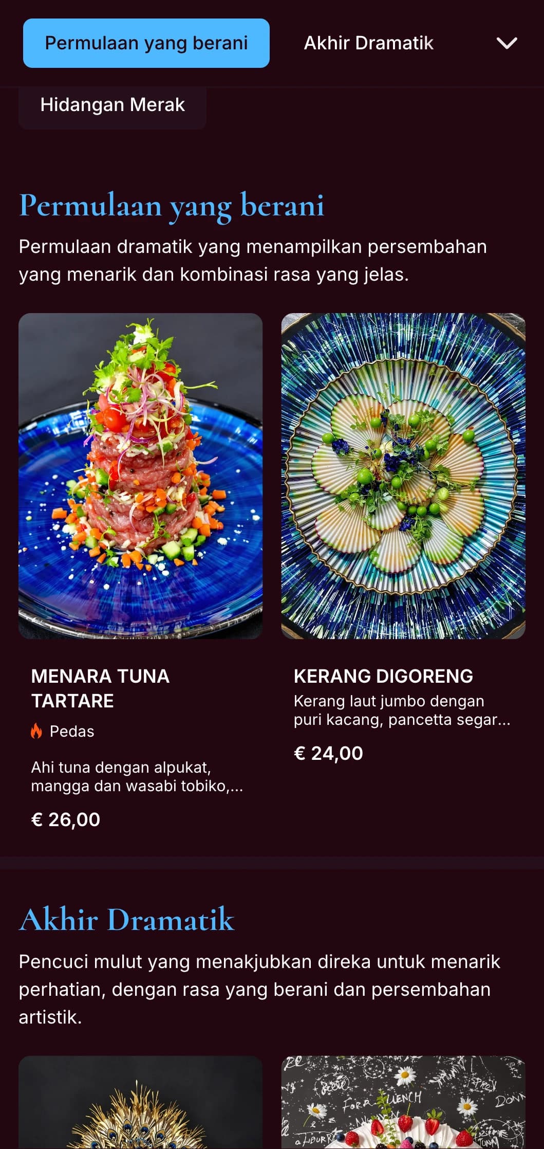 Menu makan malam biru merak yang menarik dengan rona permata yang kaya dan gaya dramatik, direka untuk restoran dengan watak berani.