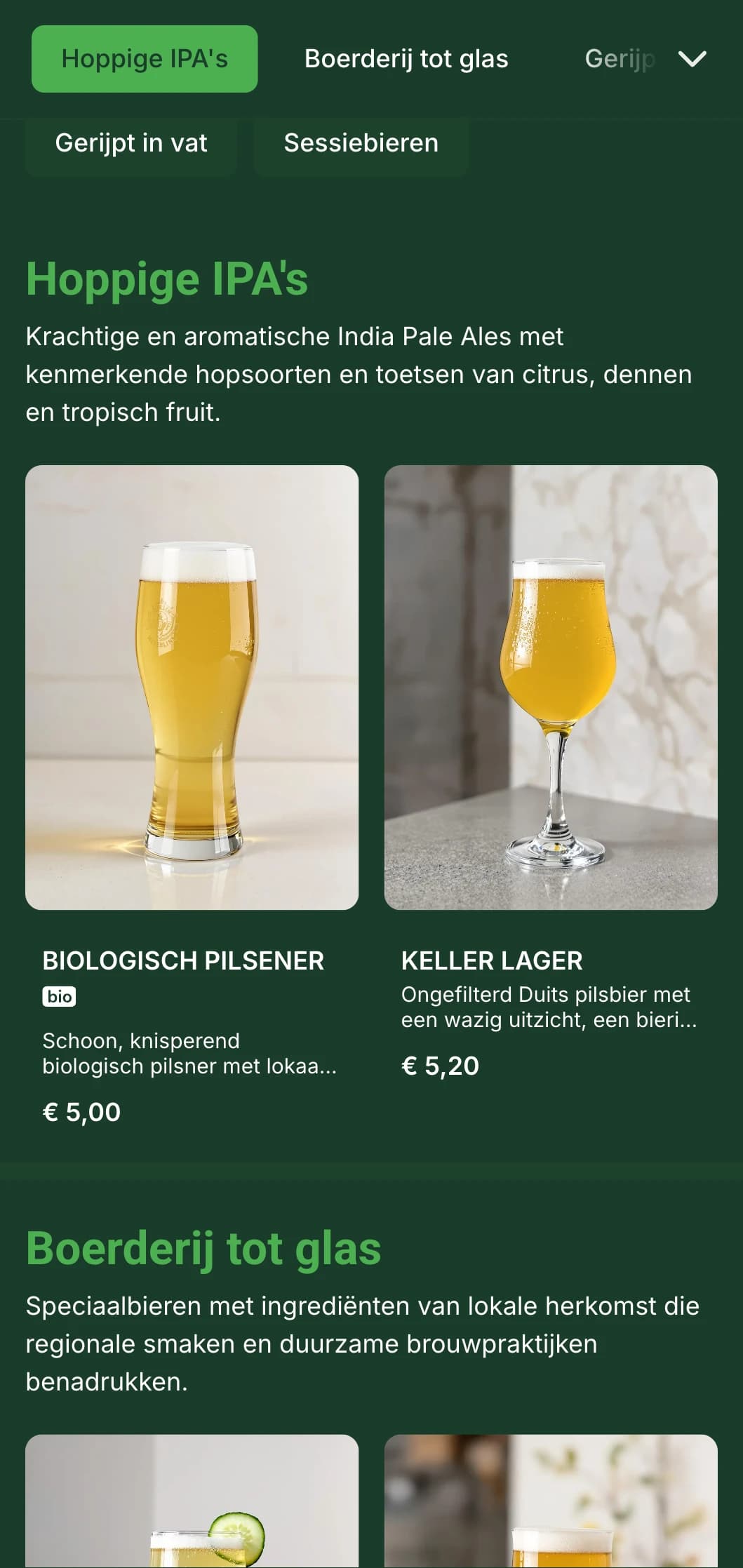 Modern en strak design voor hedendaagse brouwerijen en biertuinen, met botanische accenten en een fris kleurenpalet dat de ingrediënten van het bier benadrukt.
