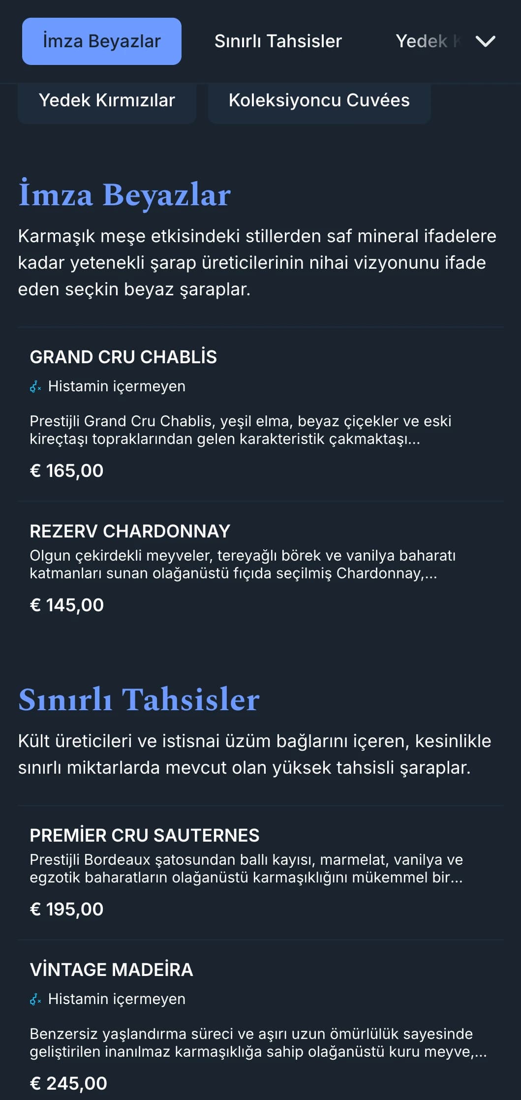 Lacivert arka plana karşı çarpıcı mavi vurgulara sahip son derece sofistike şarap listesi şablonu, birinci sınıf şarap barları ve akşam mekanları için ideal.