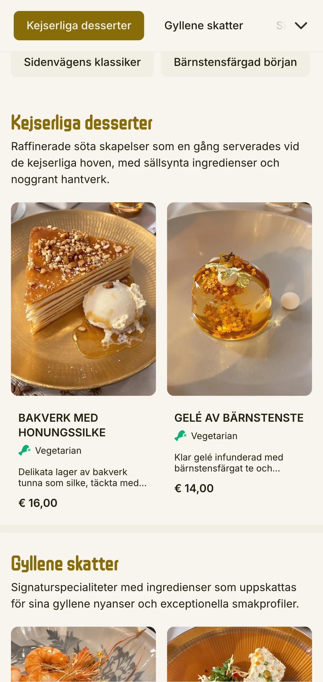 Lyxig kinesisk menydesign som kombinerar bärnsten och siden med varma toner för raffinerade middagar.