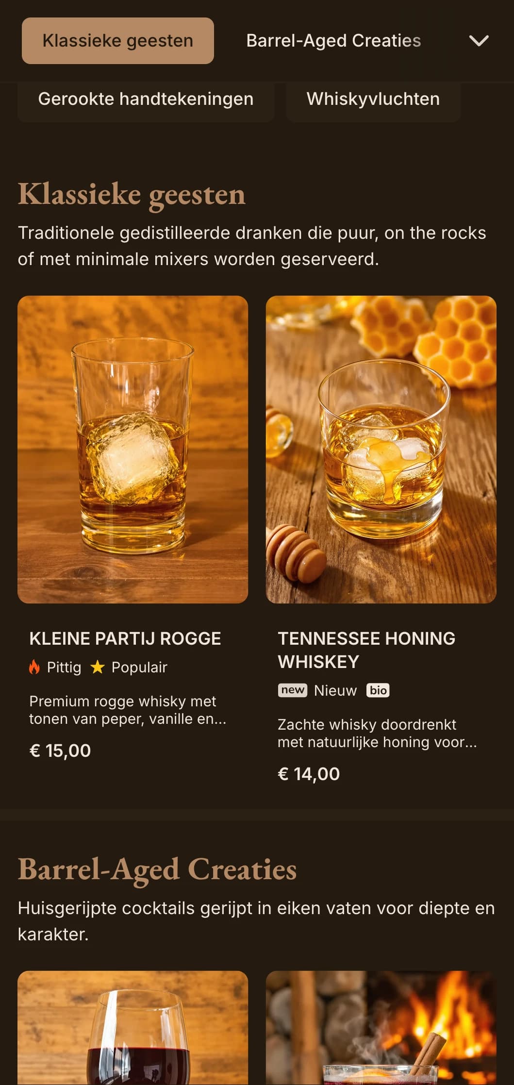 Rijke bruine tinten met klassieke typografie voor whiskybars en traditionele pubs.