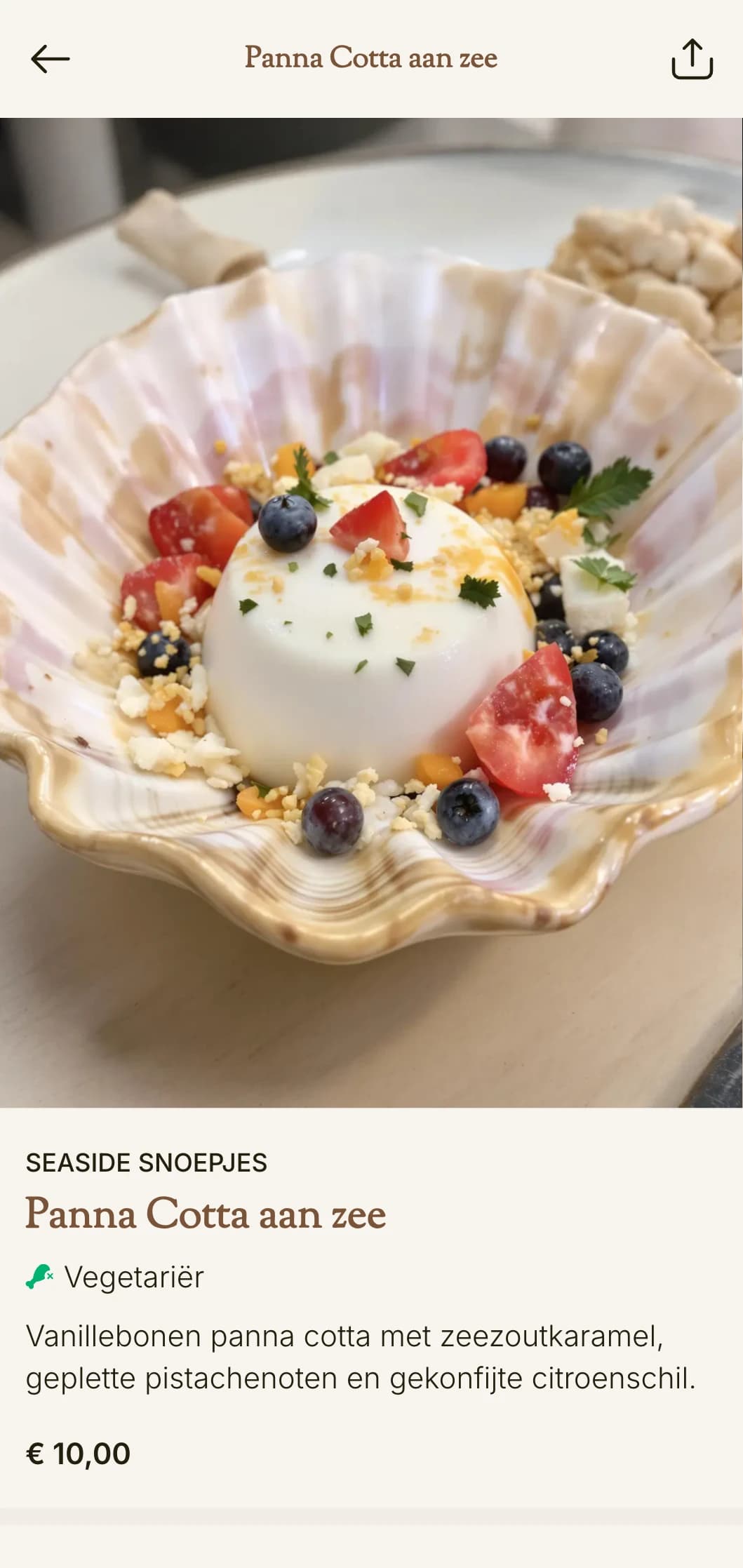 Mediterraan, op de kust geïnspireerd pizzamenu met zeevruchtenelementen en klassiek design.