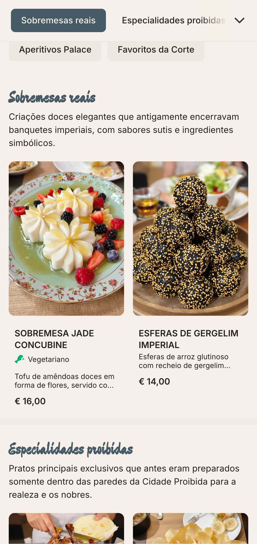 Design sofisticado de cardápio chinês inspirado na arquitetura da Cidade Proibida de Pequim, com motivos imperiais para experiências gastronômicas finas.