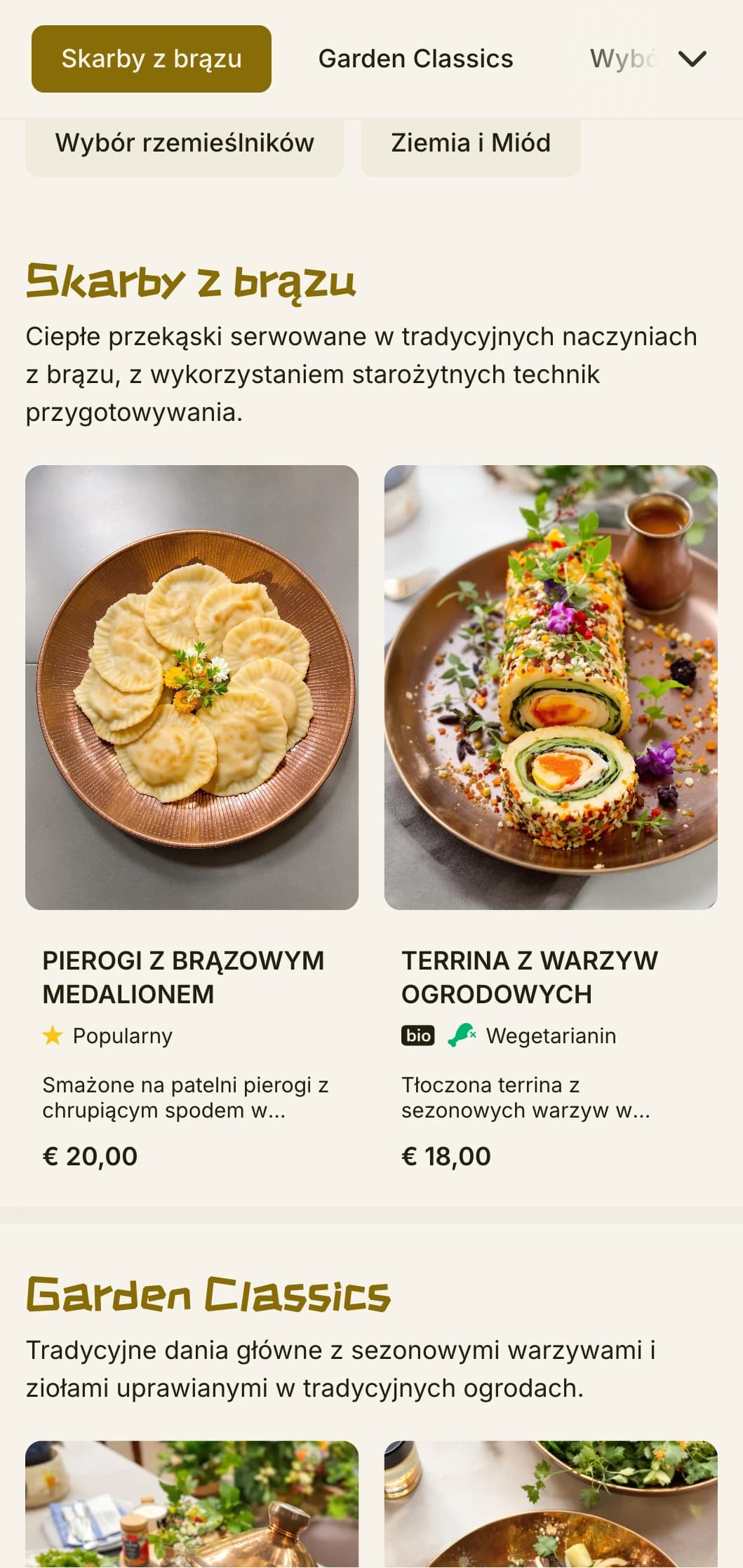 Ciepłe chińskie menu łączące artefakty z brązu i elementy ogrodowe, z ziemistymi odcieniami dla autentycznej kuchni.