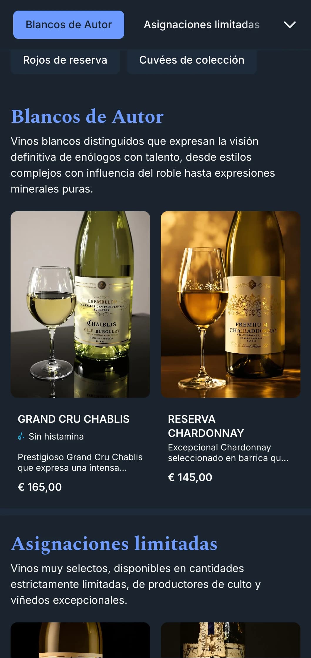 Plantilla de carta de vinos profundamente sofisticada con llamativos acentos azules sobre fondos azul marino, ideal para vinotecas y establecimientos nocturnos de primera categoría.