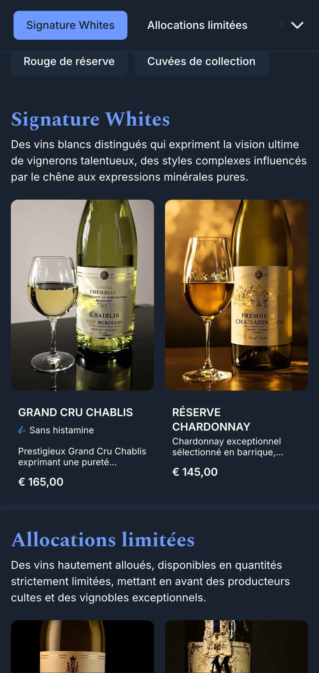 Modèle de carte des vins très sophistiqué avec des accents bleus frappants sur fond bleu marine, idéal pour les bars à vin et les établissements de nuit de premier ordre.