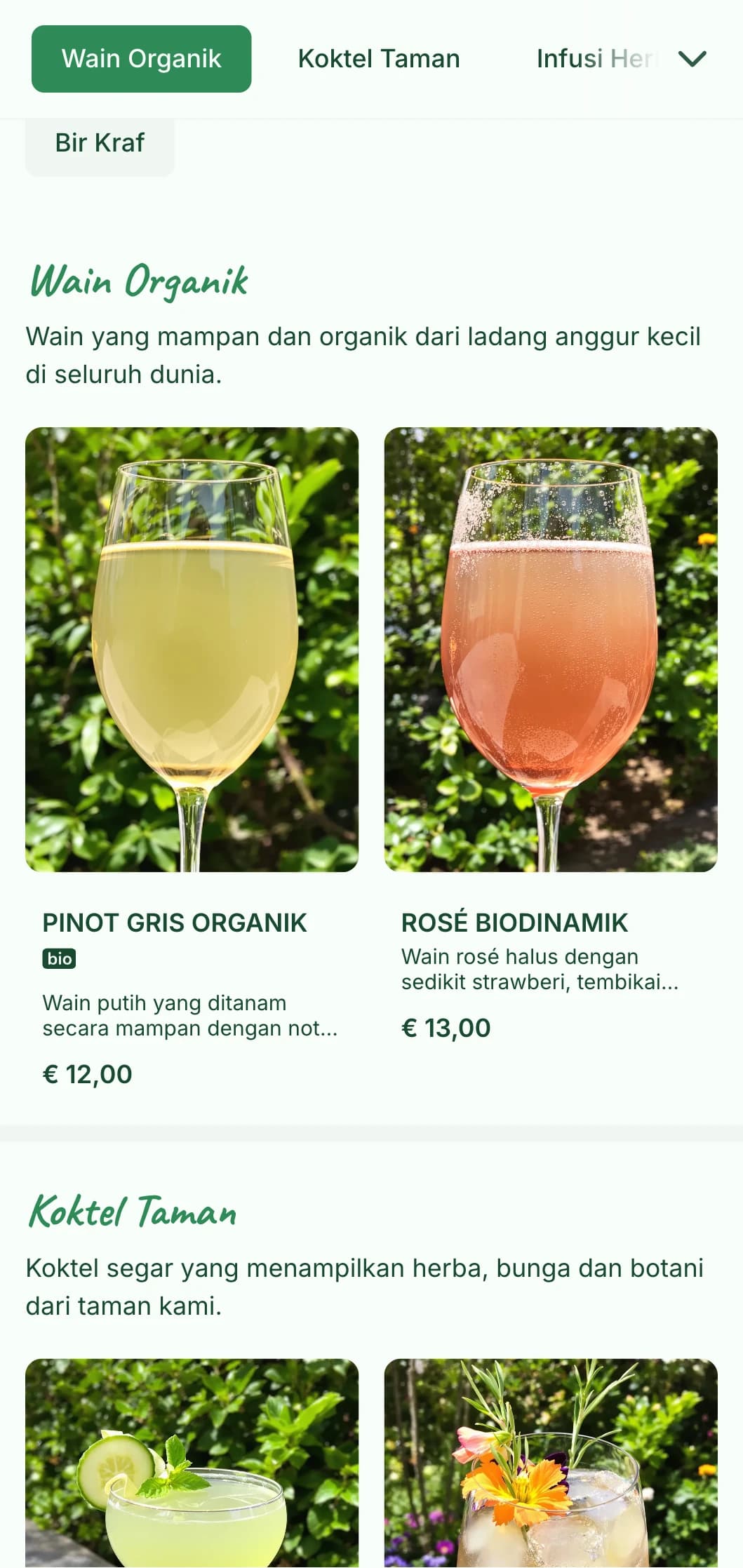 Reka bentuk bertema hijau segar dengan unsur botani untuk bar taman dan teres.