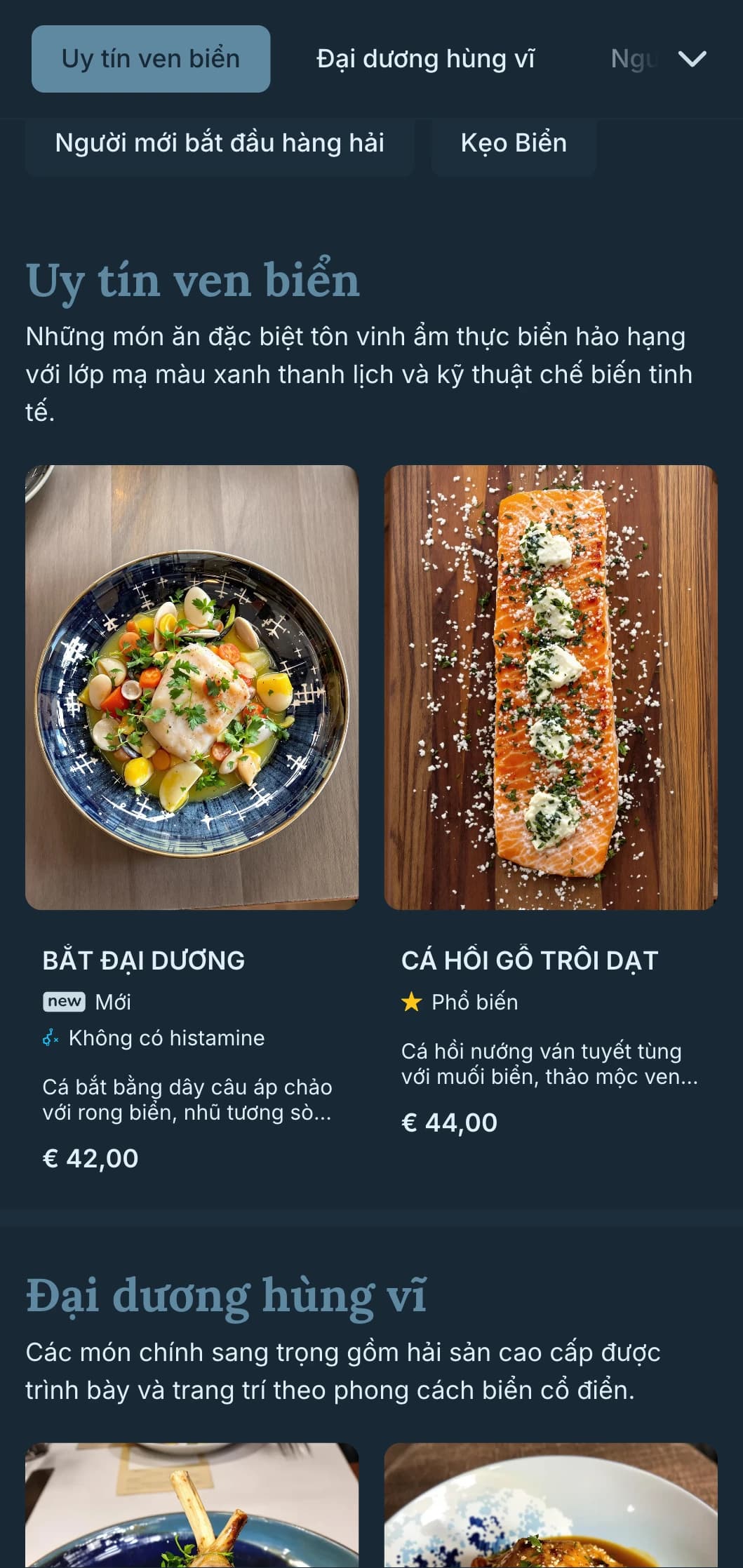 Sự diễn giải tinh tế về sự sang trọng của hàng hải với các yếu tố hàng hải tinh tế và tính thẩm mỹ ven biển thanh lịch.