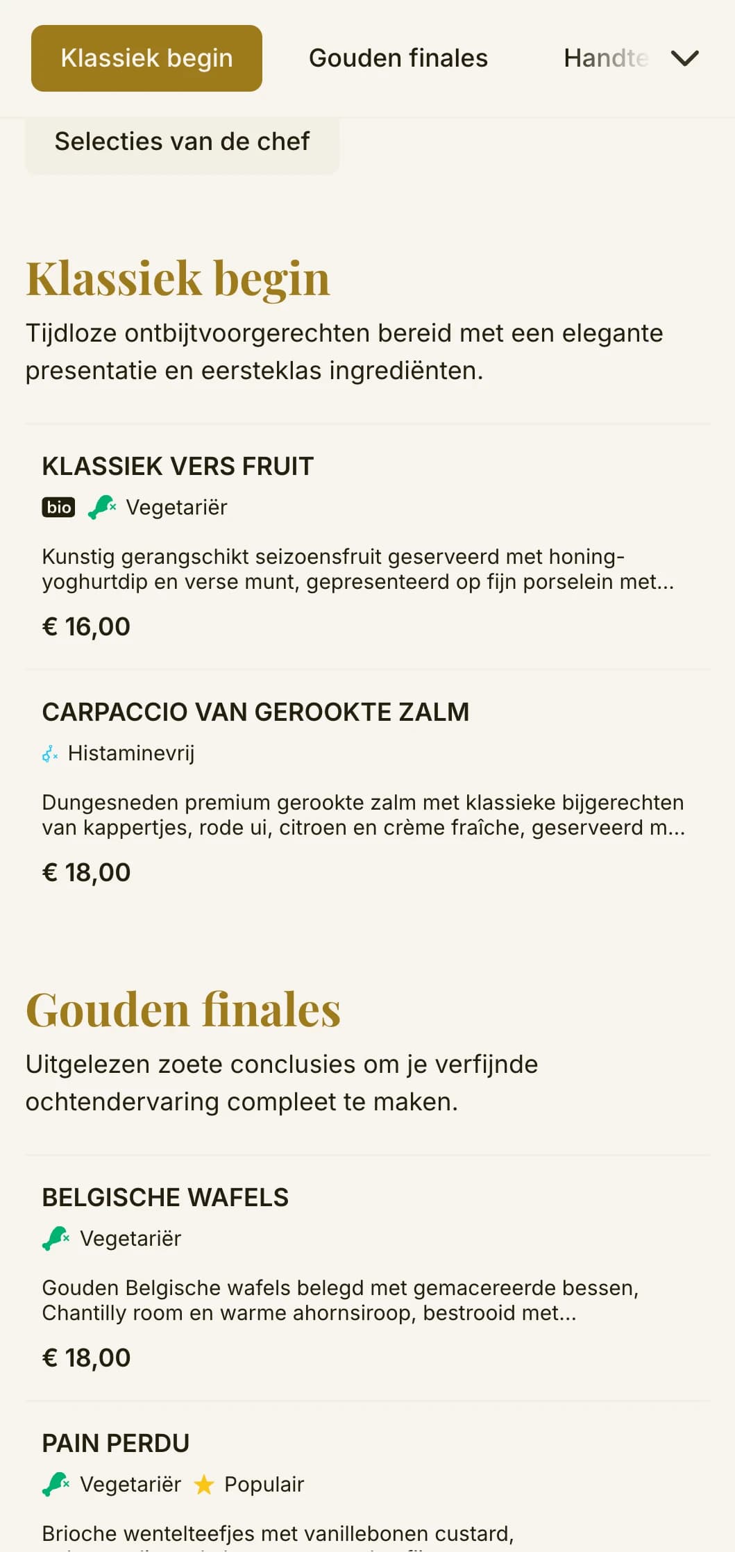 Elegant dineren in de ochtend met tijdloze ontbijtklassiekers en verfijnde presentatie voor een verfijnde start van je dag.