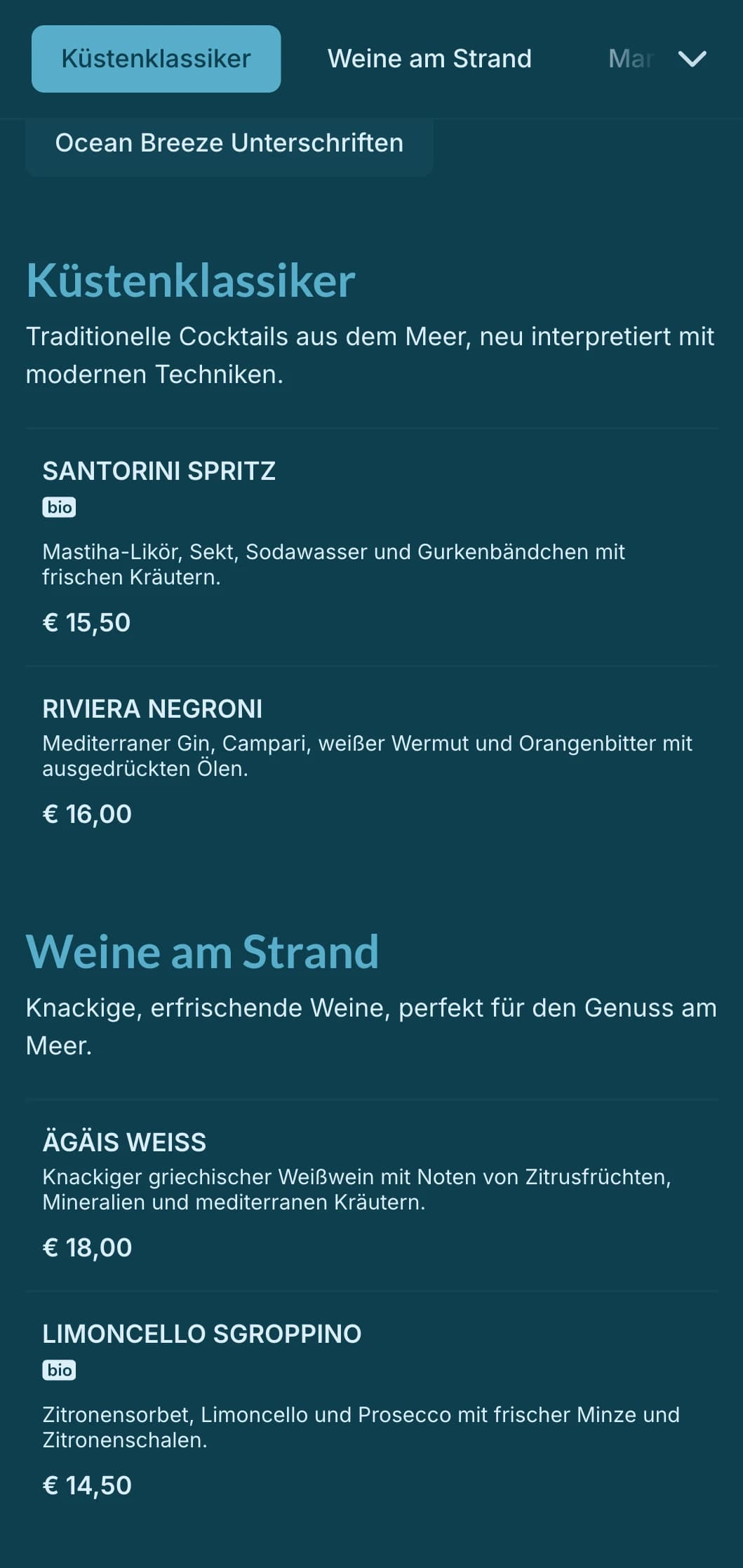 Leichtes, luftiges blaues Design, inspiriert von den Winden des Ozeans, für Cocktail-Locations am Strand.