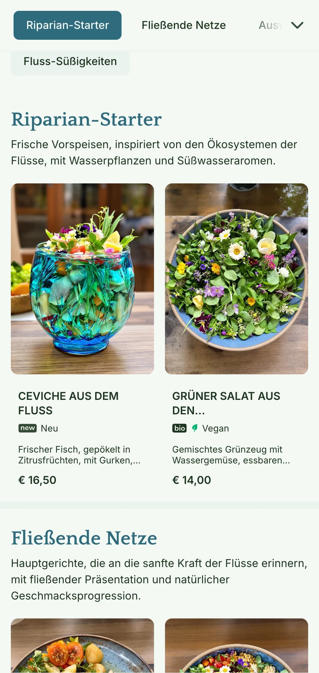Ruhiges, vom Wasser inspiriertes Design für das Mittagsmenü mit fließenden Elementen und kühlen Tönen, perfekt für Restaurants mit Blick auf den Fluss oder in der Nähe des Wassers.