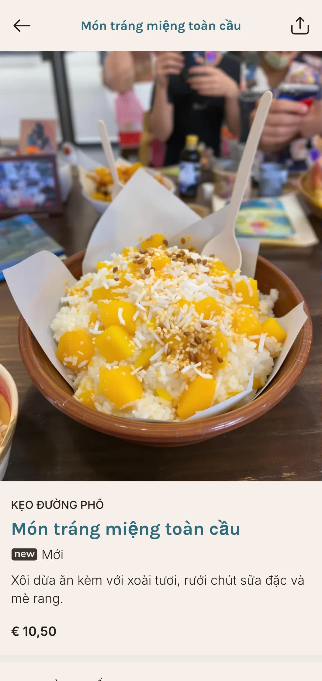 Thực đơn burger lấy cảm hứng từ ẩm thực đường phố toàn cầu tôn vinh hương vị quốc tế và ẩm thực bình dân.