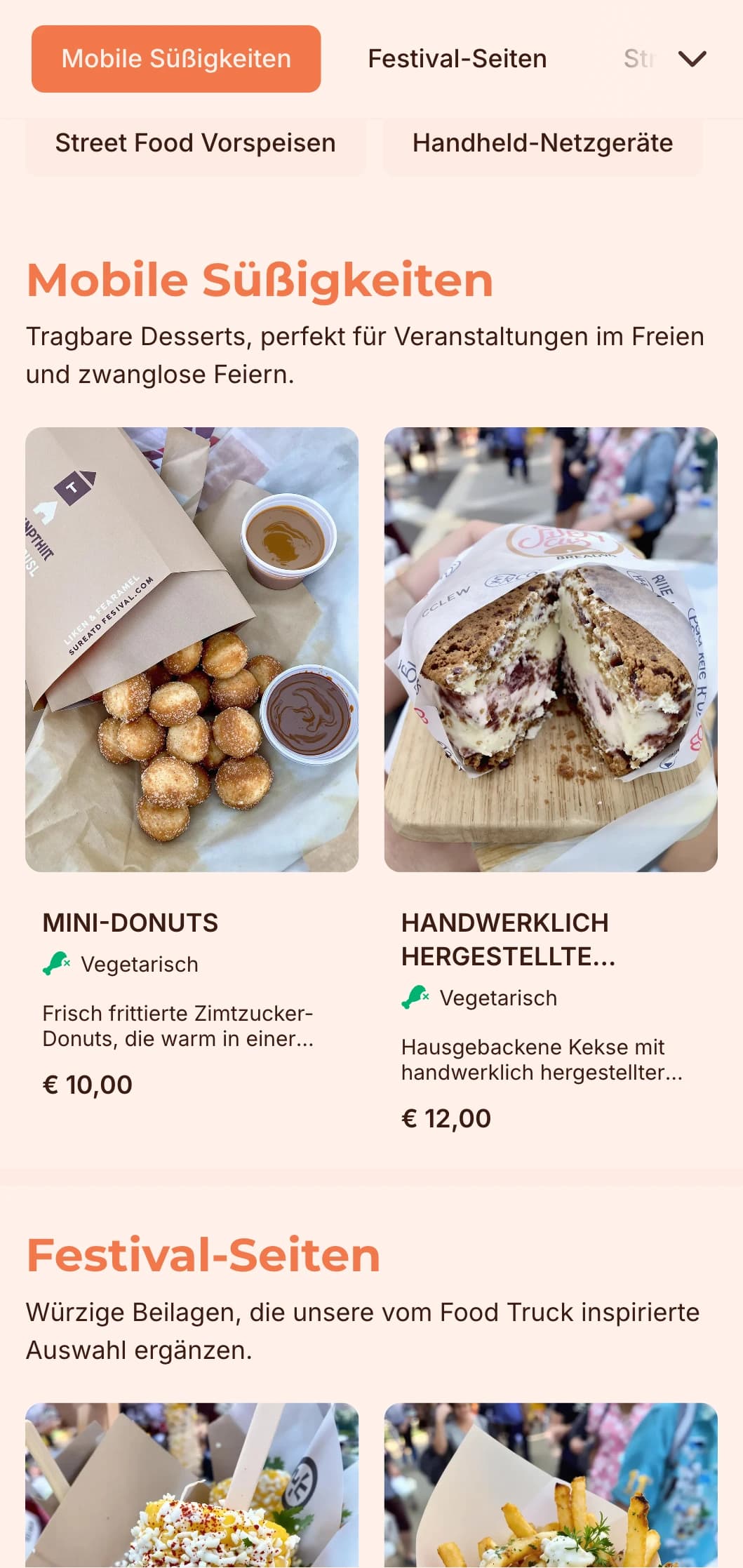 Unterhaltsames, ansprechendes Catering, inspiriert von der Küche der Food Trucks, mit Lieblingsgerichten zum Mitnehmen und lockerer Präsentation für Veranstaltungen und Festivals im Freien.
