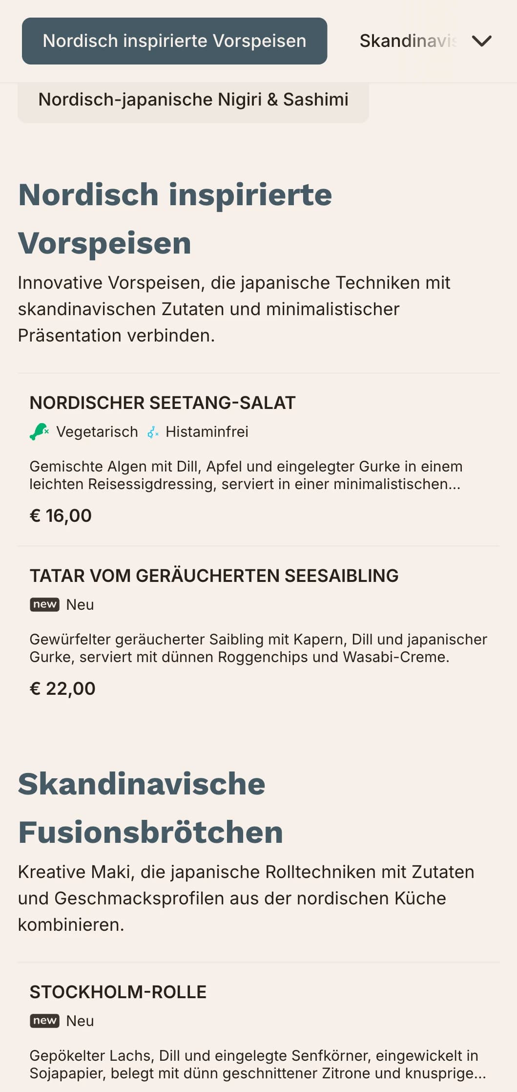 Zeitgenössisches Fusions-Sushi-Menü, das japanische Traditionen mit skandinavischem Minimalismus verbindet und sich durch klare Linien und gedämpfte Blautöne auszeichnet.