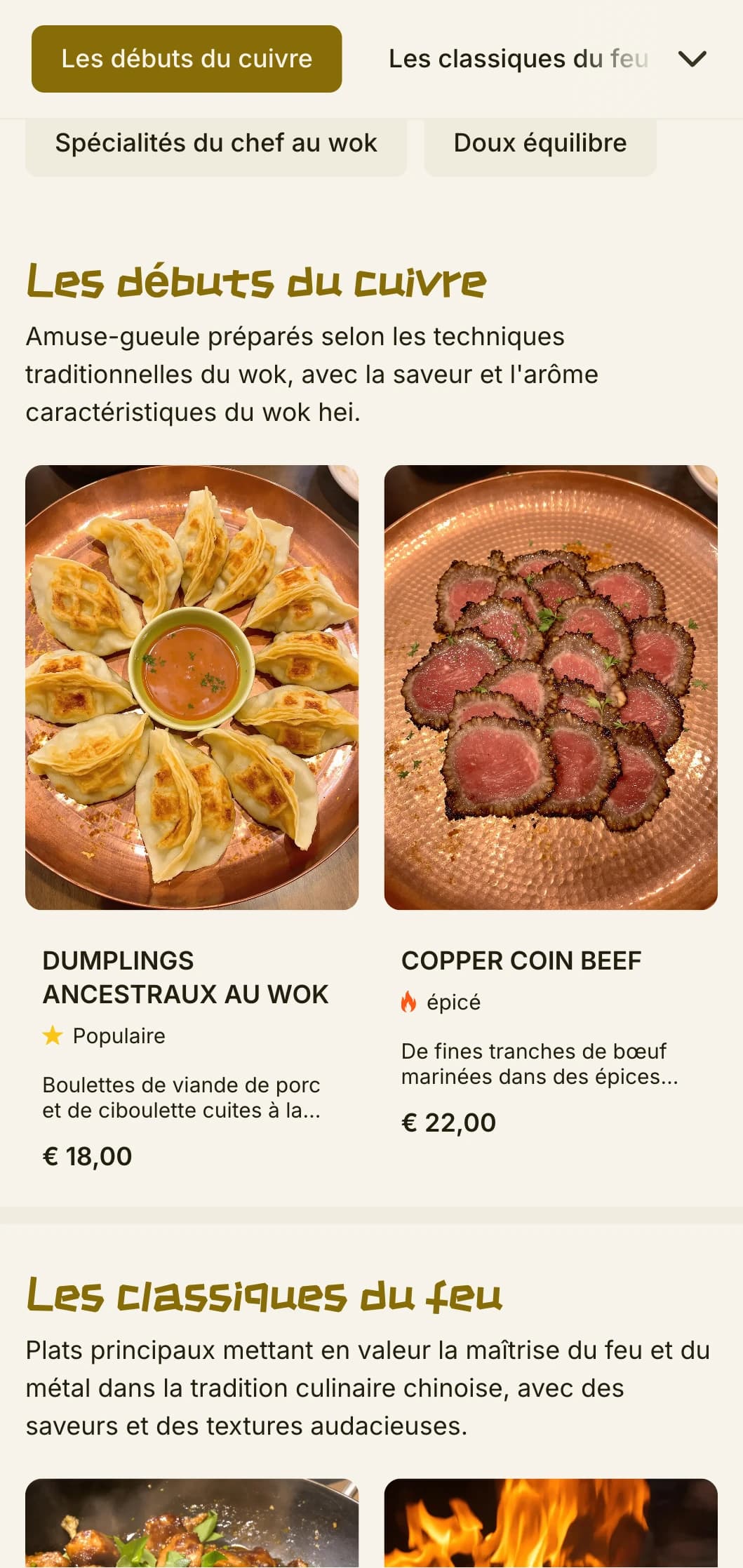 Un menu chinois chaleureux inspiré de la cuisine traditionnelle au wok, avec des accents de cuivre et des éléments culinaires authentiques.