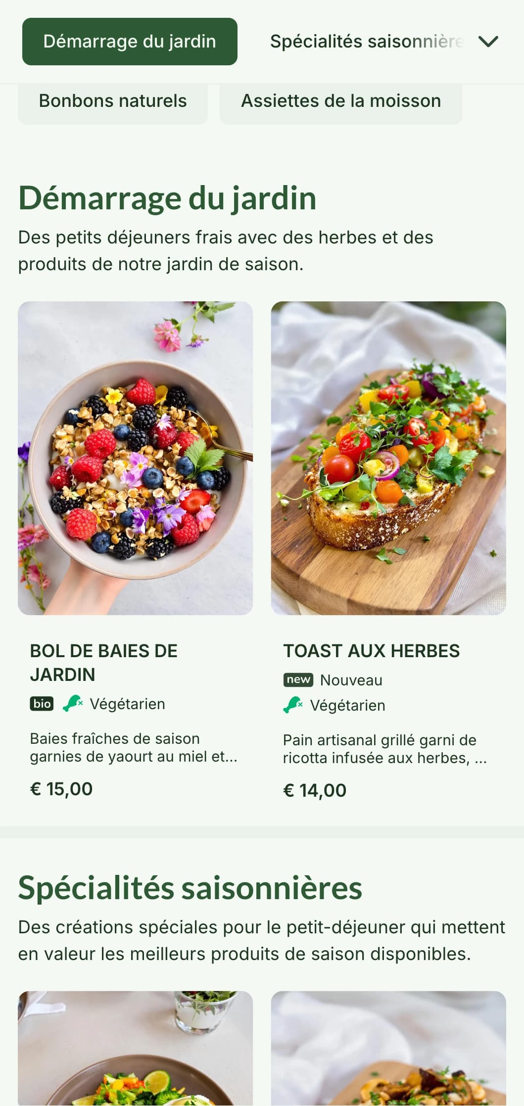 Des plats de petit-déjeuner inspirés par la nature, avec des produits de saison et des ingrédients biologiques dans une présentation rafraîchissante.