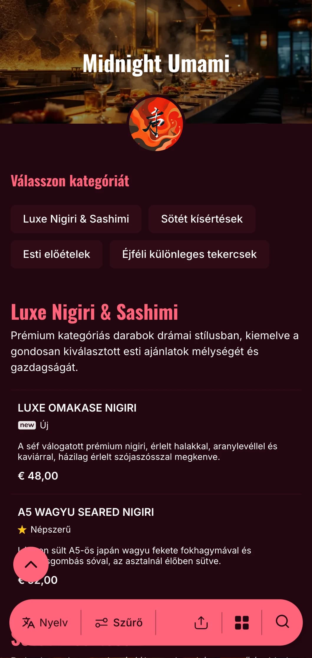 Luxus késő esti sushi-élmény merész kontrasztokkal, gazdag bordó és világos hangsúlyokkal a mély háttér előtt.