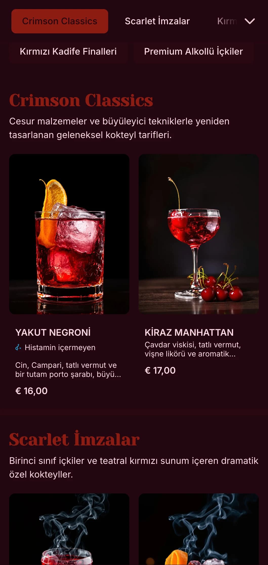 Zengin kırmızı tonlar ve teatral öğeler içeren lüks kokteyl salonları için cesur, dramatik bir tasarım.