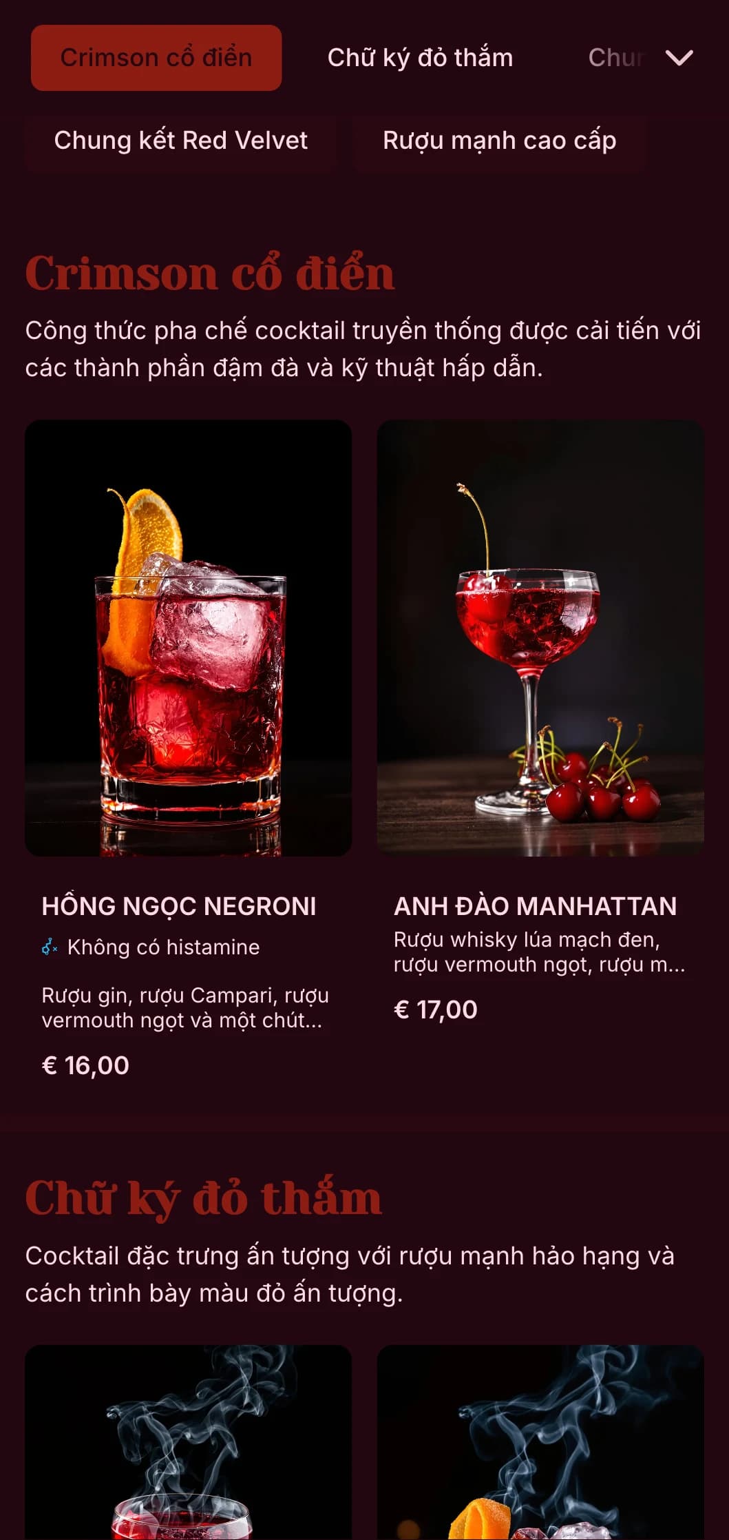 Thiết kế táo bạo, ấn tượng dành cho các phòng chờ cocktail cao cấp với tông màu đỏ tươi và các yếu tố sân khấu.