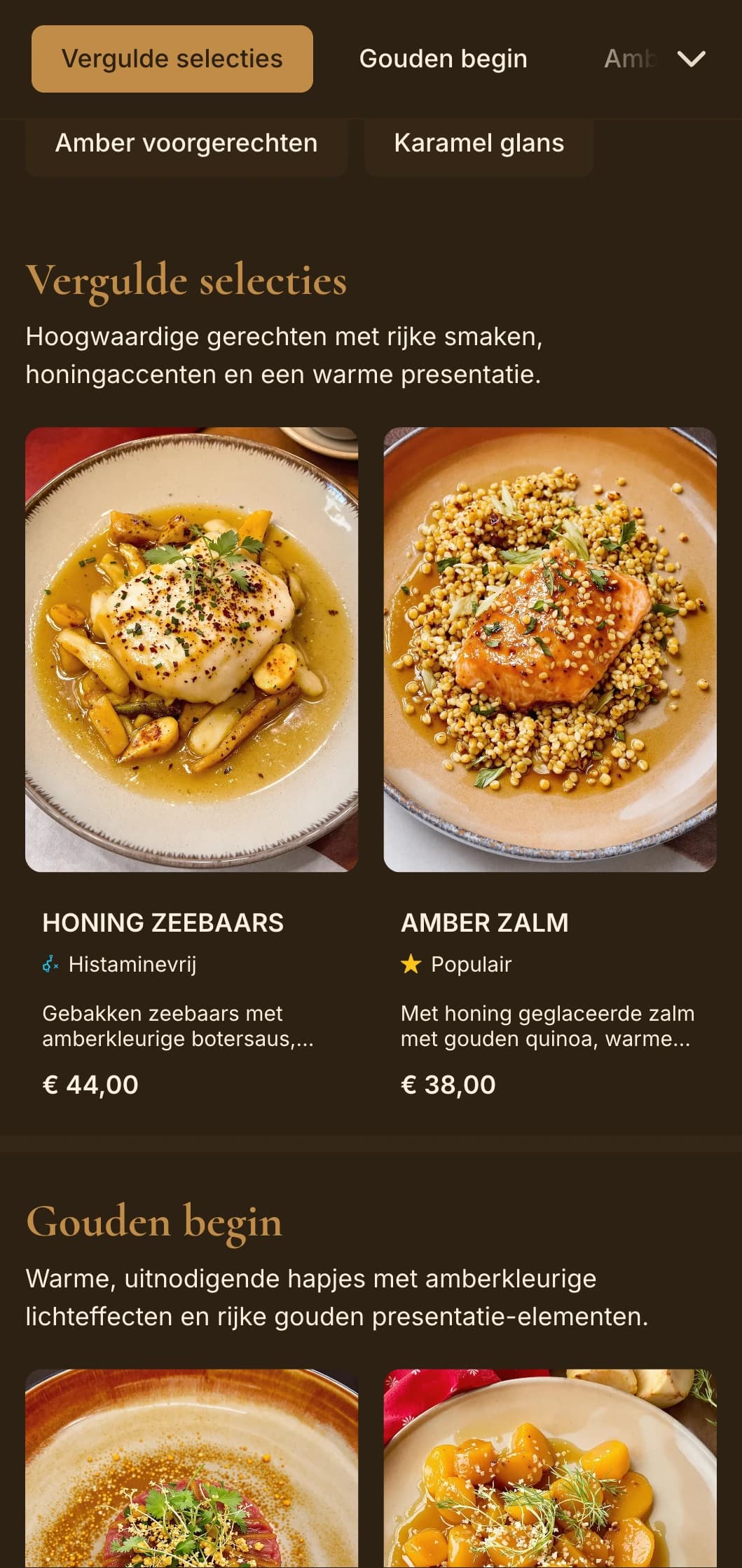 Rijk, warm eetconcept met amberkleurige tinten en gouden verlichting voor een intieme luxe ervaring.