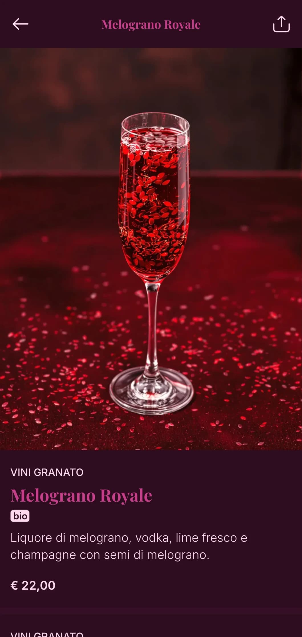 Ricco design magenta con elementi ispirati alle gemme per le destinazioni dei cocktail di lusso.