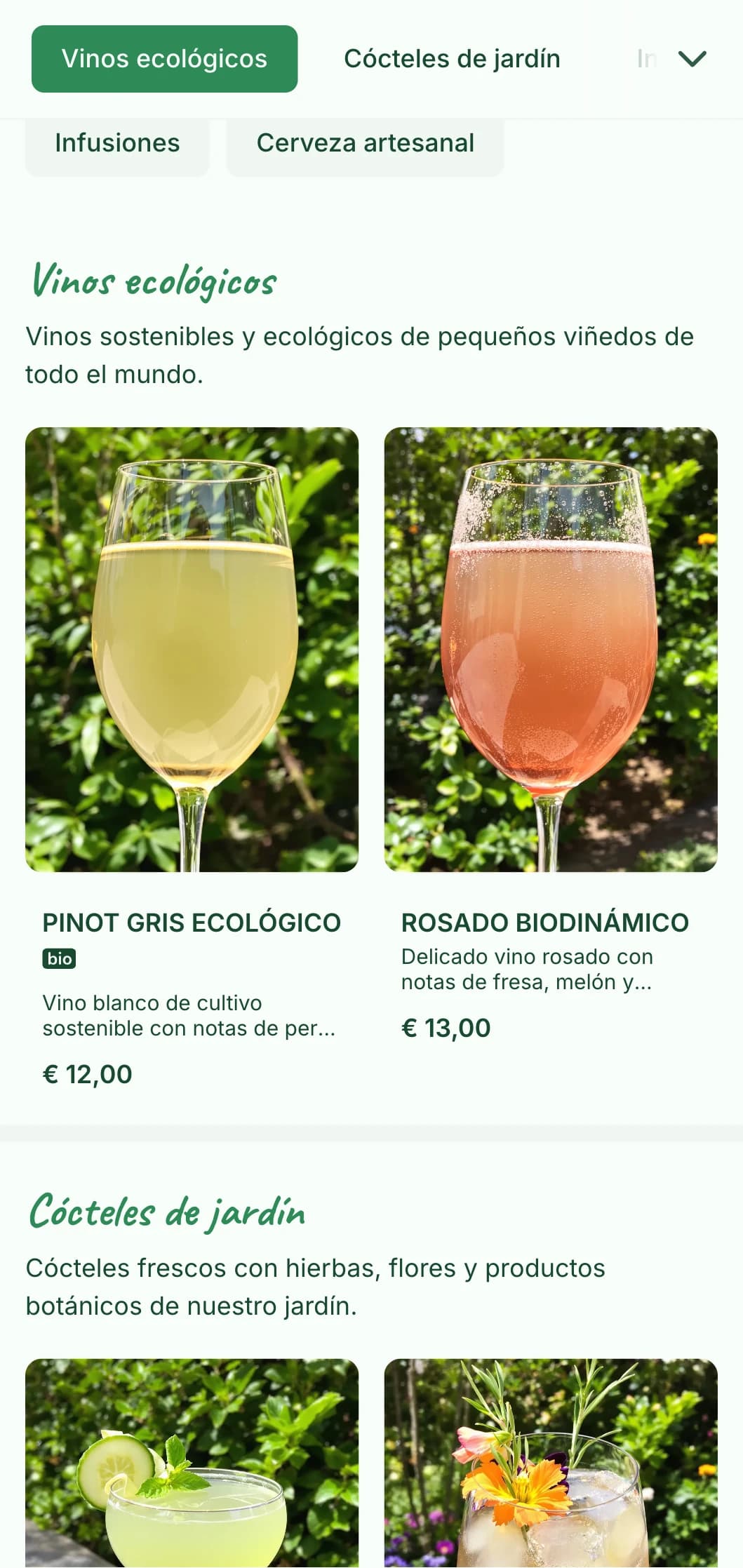 Fresco diseño de temática verde con elementos botánicos para bares y terrazas ajardinados.
