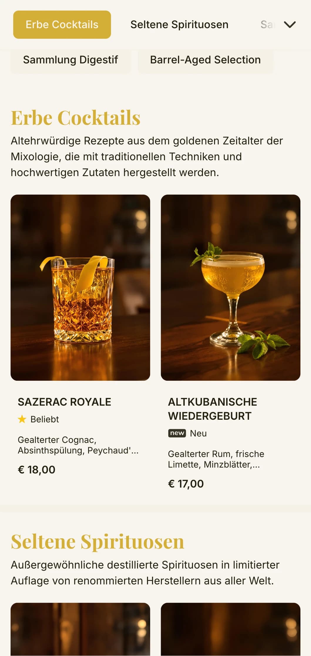 Ein klassisches Bar-Menü-Design, das an das goldene Zeitalter der Cocktails erinnert, mit Vintage-Typografie und eleganten goldenen Akzenten auf einem cremefarbenen Hintergrund.