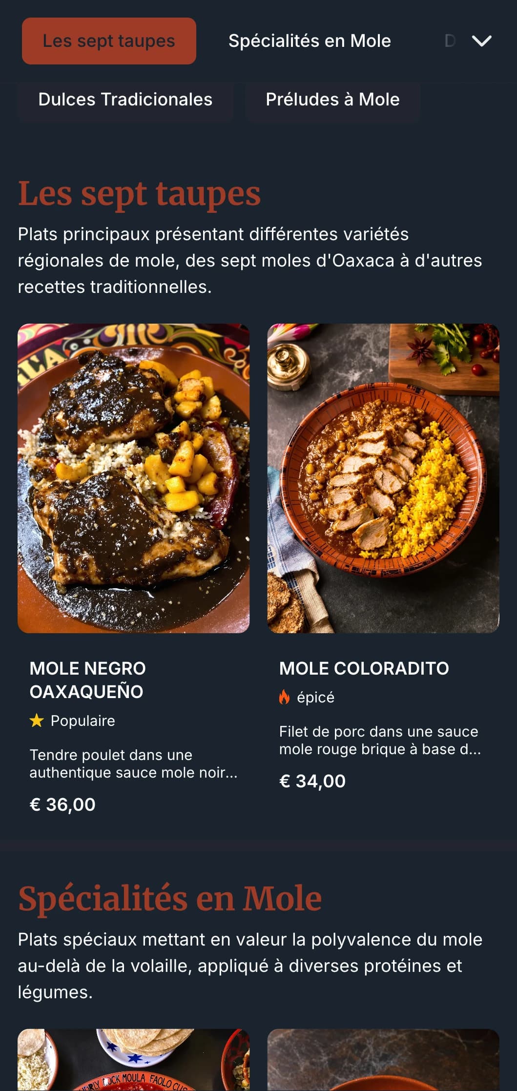 Menu riche et complexe mettant en valeur les diverses sauces mole du Mexique, avec des tons terracotta profonds, des préparations traditionnelles et des variations régionales.
