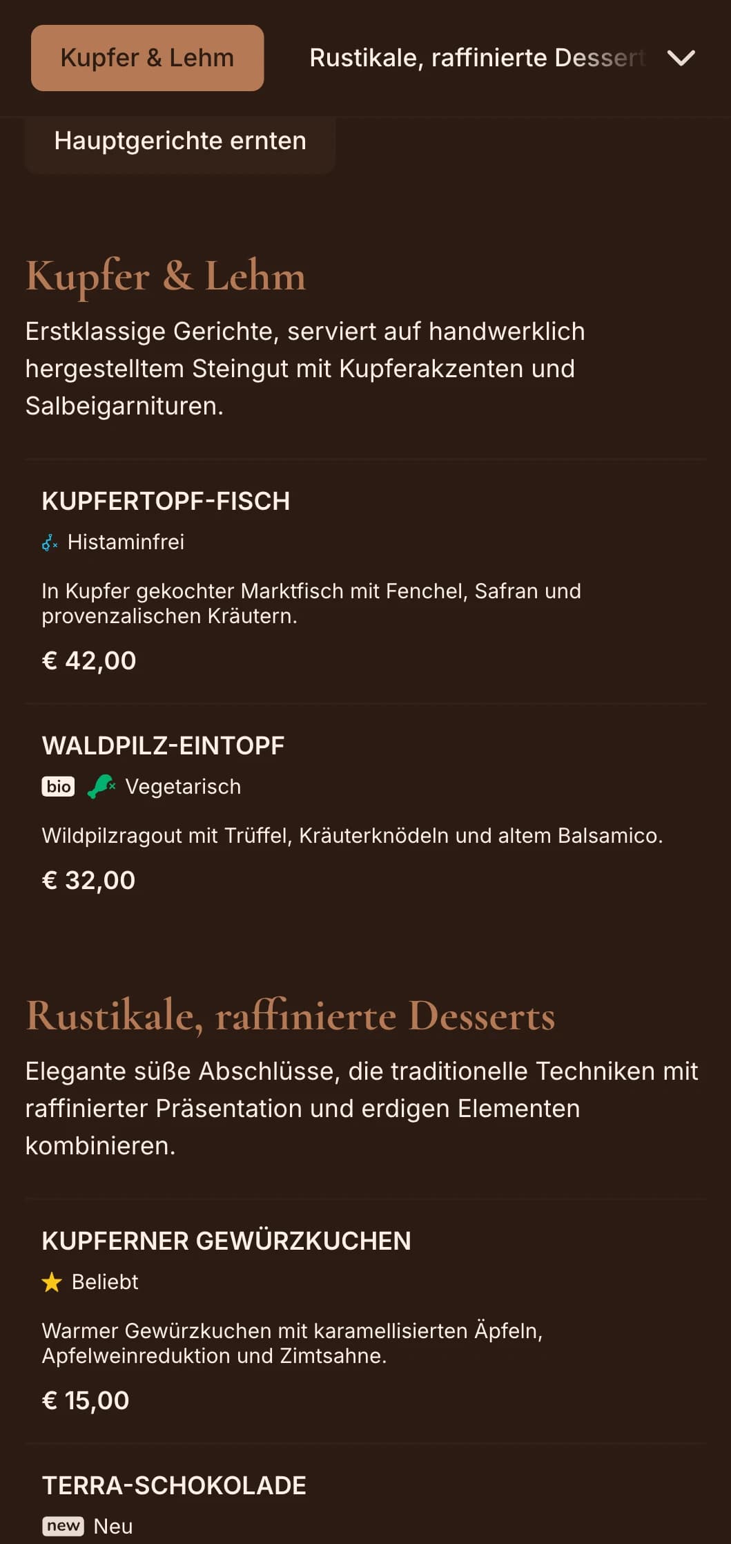 Raffinierte rustikale Eleganz mit warmen Kupfertönen und salbeifarbenen Akzenten, perfekt für anspruchsvolle Farm-to-Table- und saisonale Feinkost.