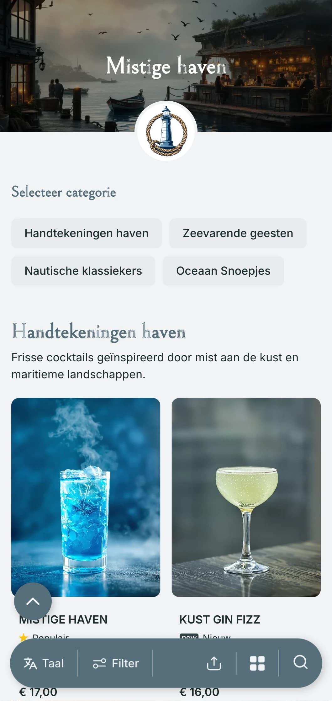 Een op de kust geïnspireerd ontwerp voor bars aan zee met mistige blauwgrijze tinten en nautische elementen.