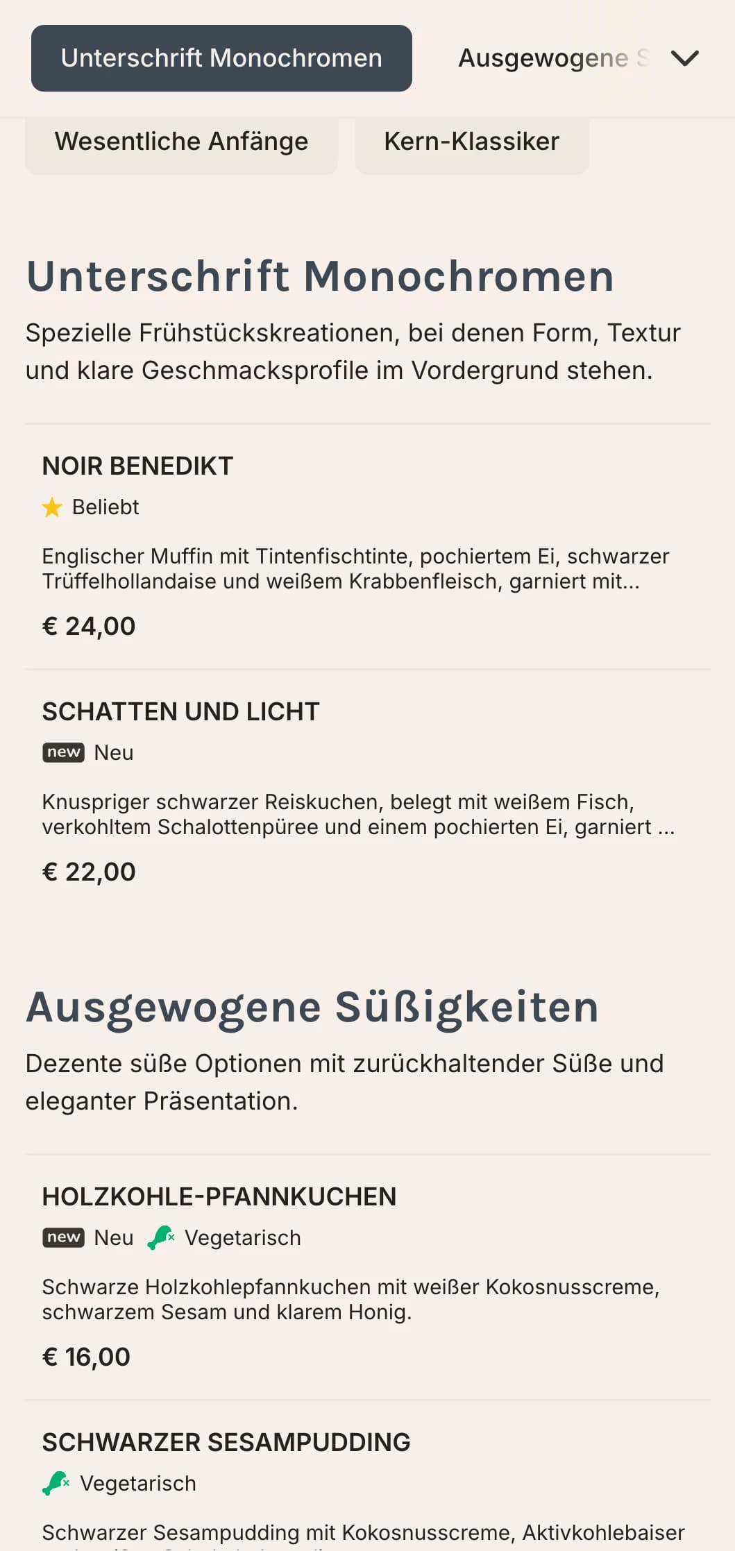 Elegante, stilvolle Frühstücksoptionen in einer auffälligen monochromen Farbpalette für designbewusste Gäste.