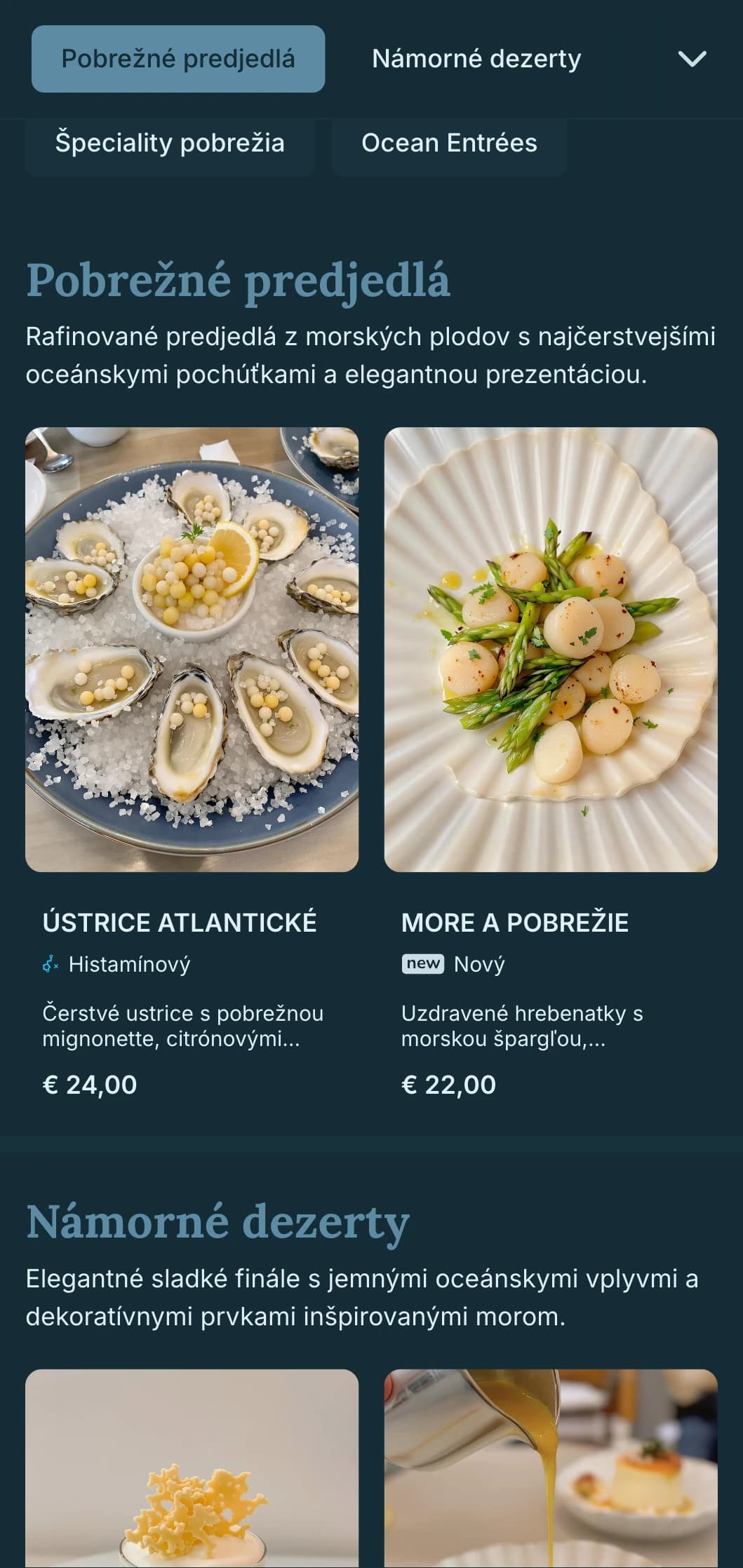 Sofistikovaná pobrežná elegancia spája námorné vplyvy s rafinovanou estetikou stolovania.