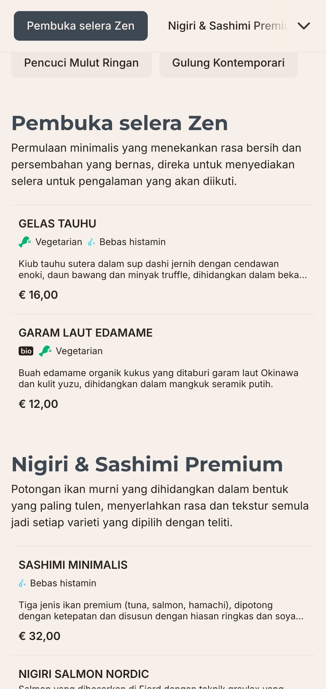 Reka bentuk menu sushi kontemporari yang bersih dengan estetika minimalis, sesuai untuk restoran Jepun kelas atas yang memfokuskan pada kesederhanaan dan kualiti.
