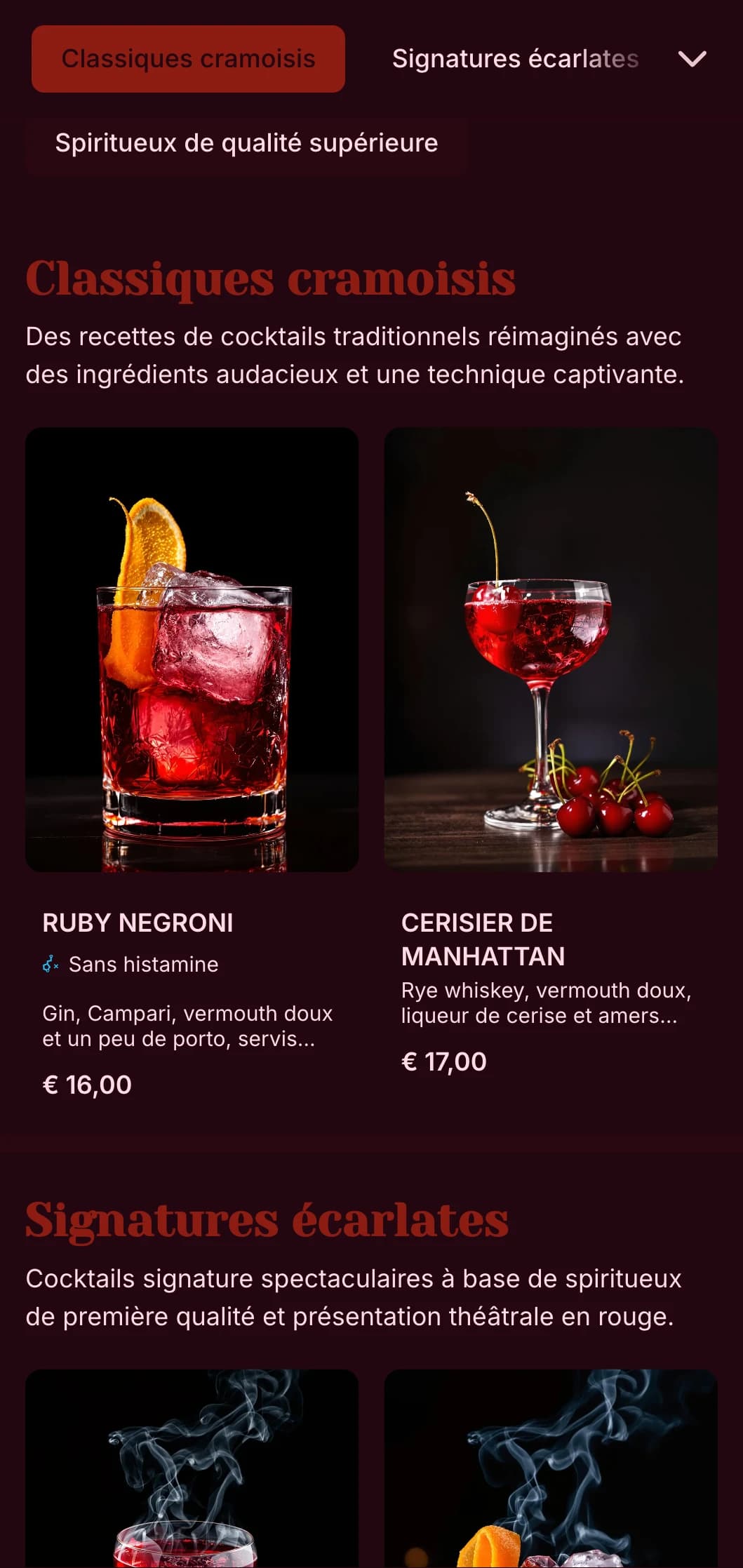 Un design audacieux et dramatique pour les salons de cocktail haut de gamme, avec de riches tons écarlates et des éléments théâtraux.