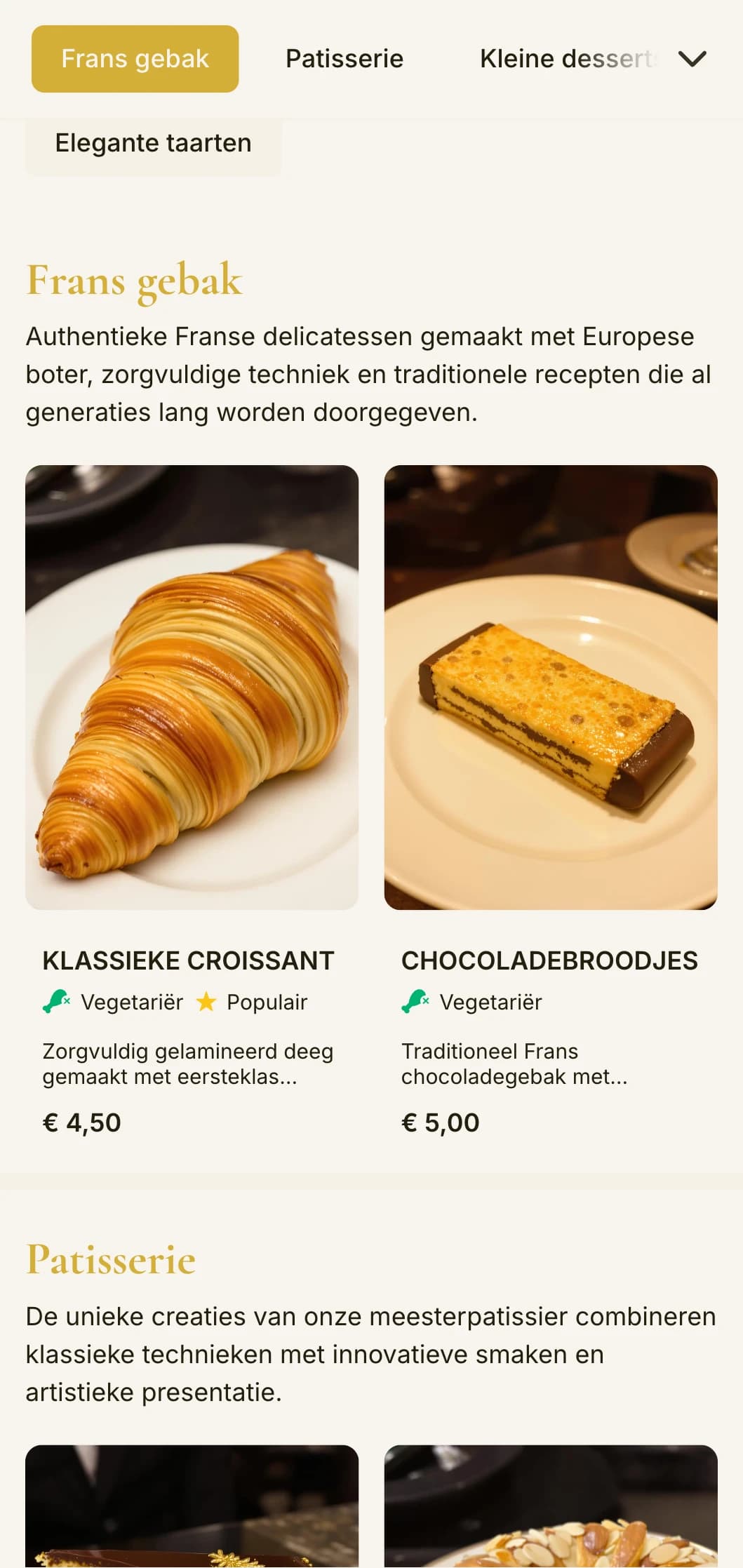 Een elegant, verfijnd menuontwerp voor bakkerijen met gouden accenten en verfijnde typografie, perfect voor luxe patisserieën en dessertwinkels.